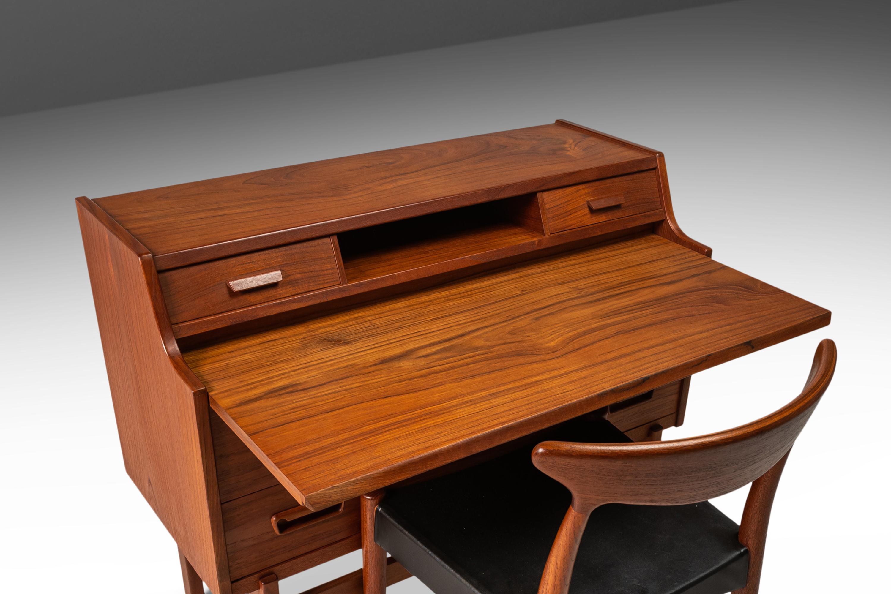 Danish Modern Secretary Desk Vanity in Teak by Arne Wahl Iversen, Denmark, 1960s For Sale 1