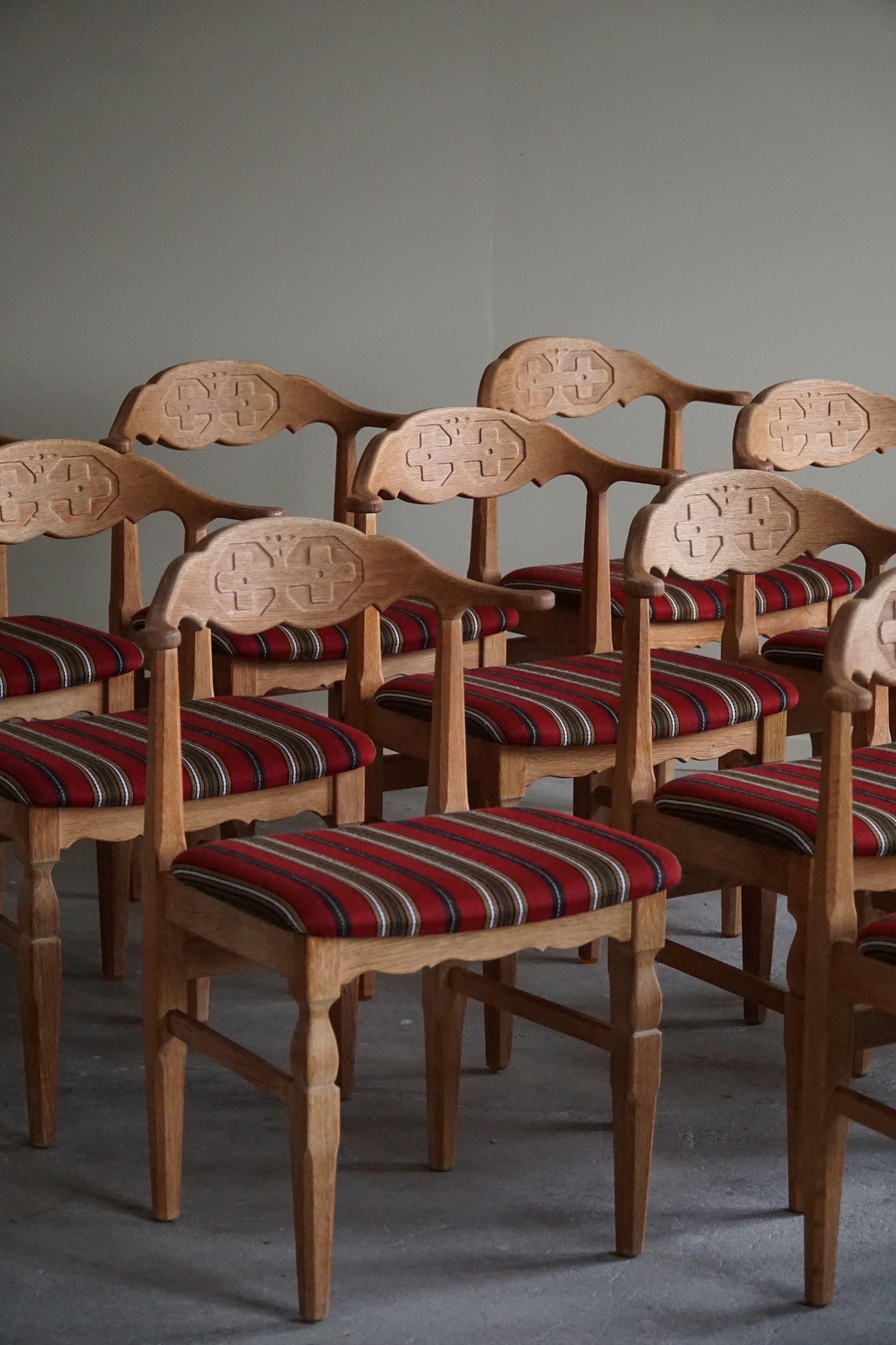 Danish Modern, Set of 10 Dining Chairs in Oak & Wool, Henning Kjærnulf, 1960s For Sale 6