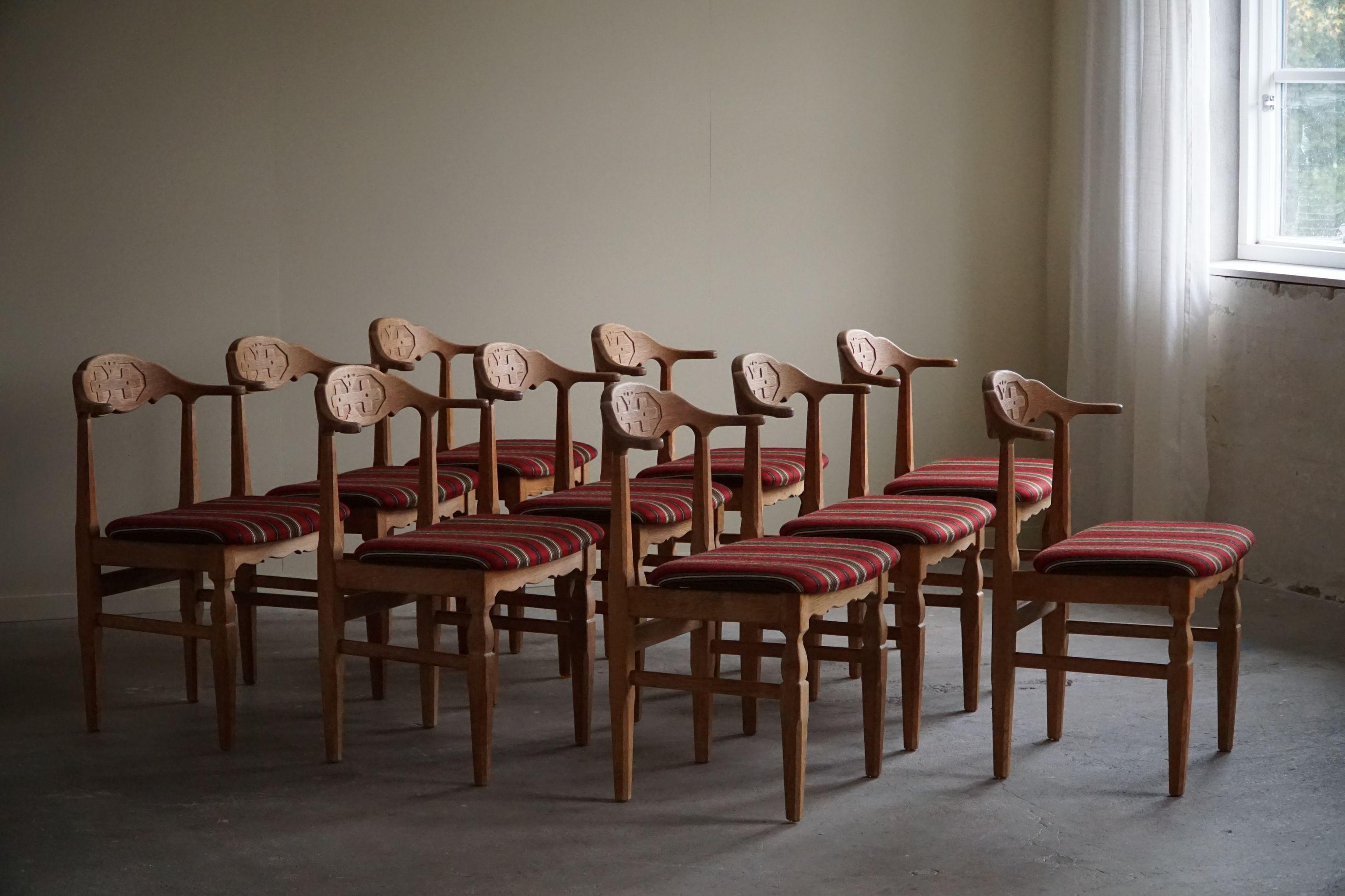 Danish Modern, Set of 10 Dining Chairs in Oak & Wool, Henning Kjærnulf, 1960s For Sale 7