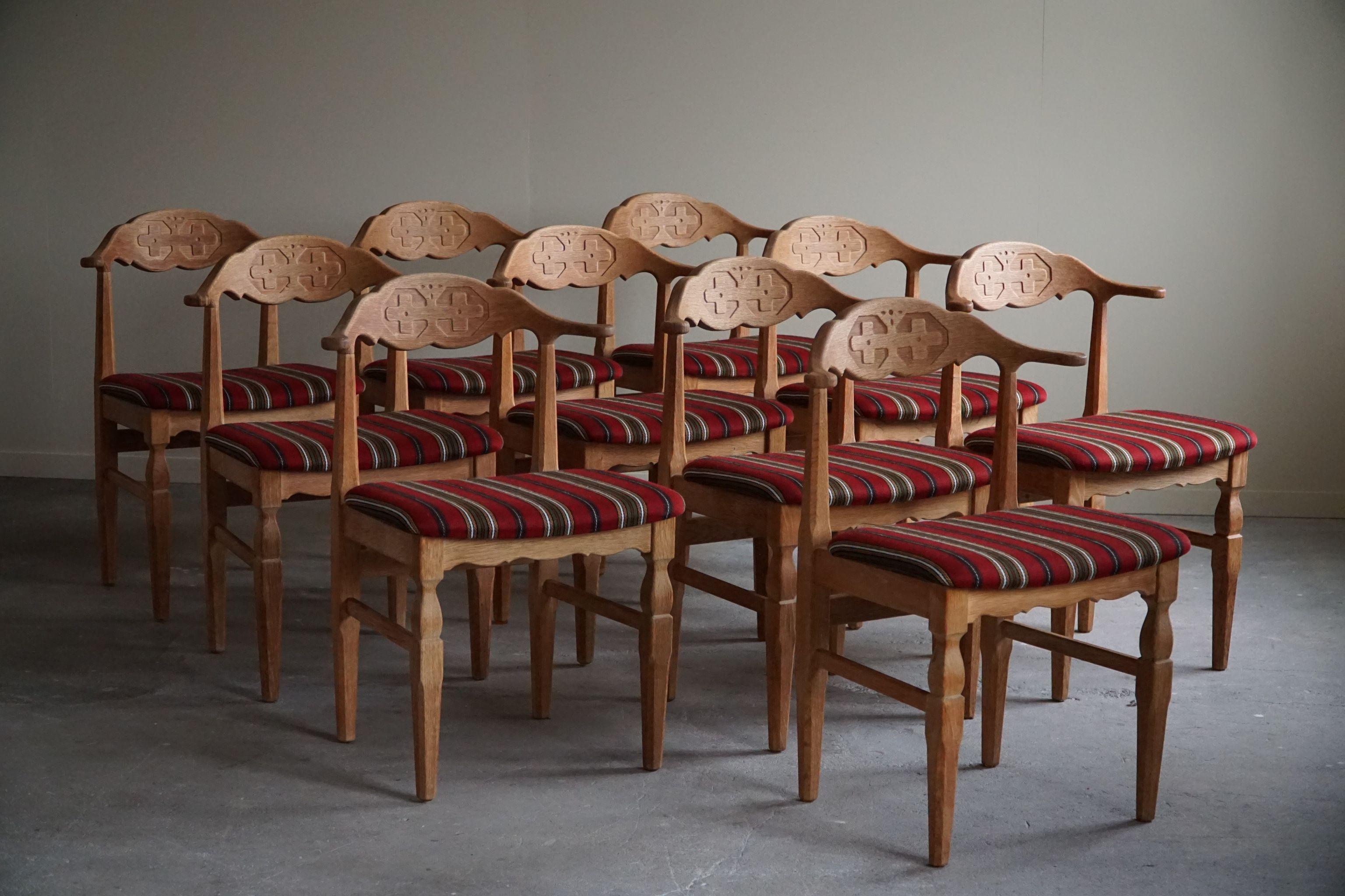 Danish Modern, Set of 10 Dining Chairs in Oak & Wool, Henning Kjærnulf, 1960s For Sale 11