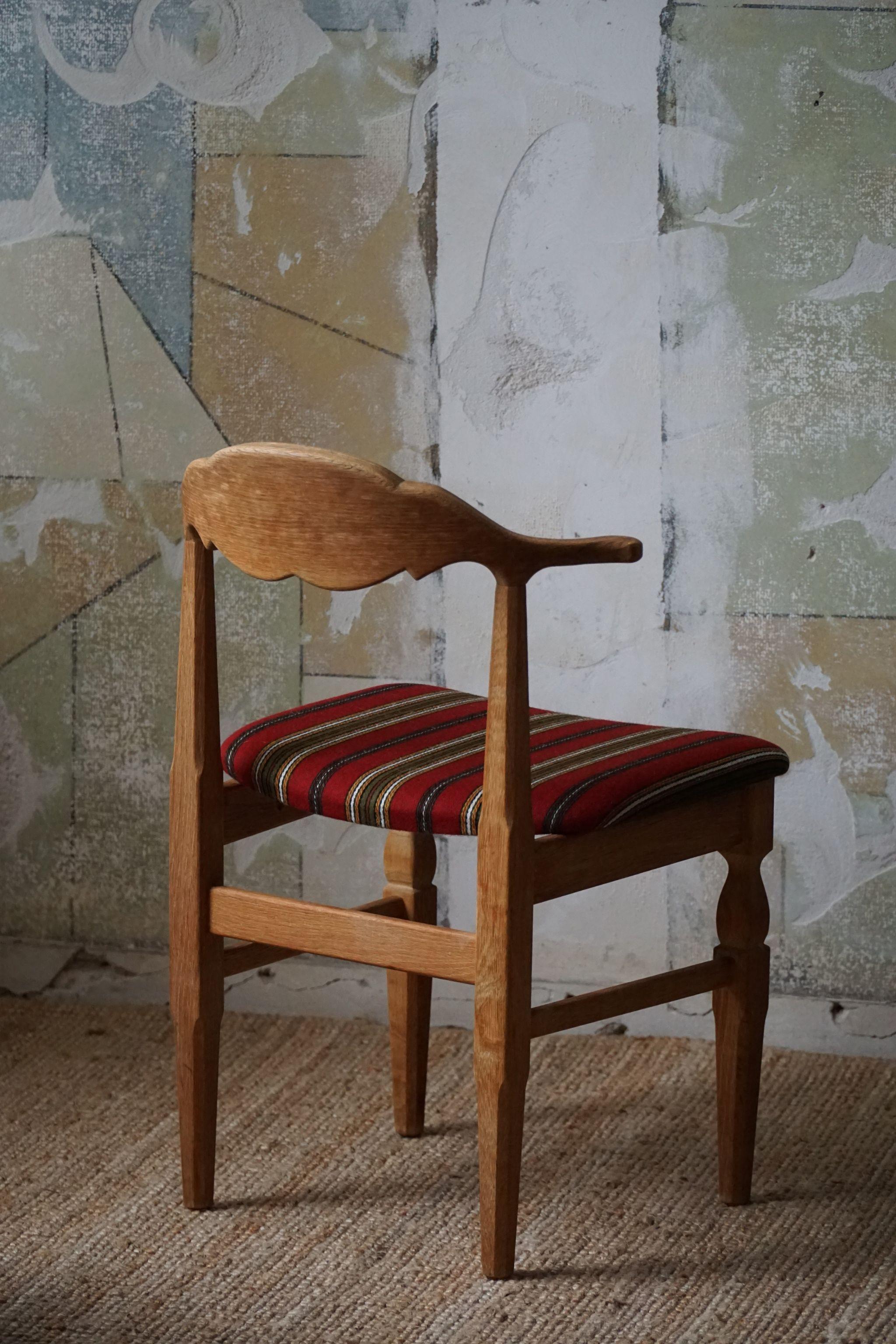 Danish Modern, Set of 10 Dining Chairs in Oak & Wool, Henning Kjærnulf, 1960s For Sale 2