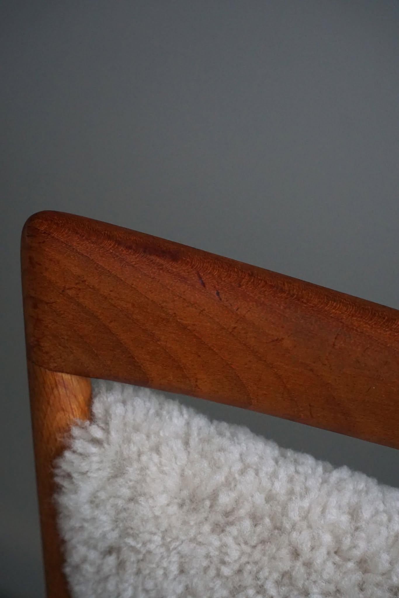 Set di 6 sedie moderne danesi in Oak e lana d'agnello, modello SW86 di Finn Juhls, 1953 in vendita 8