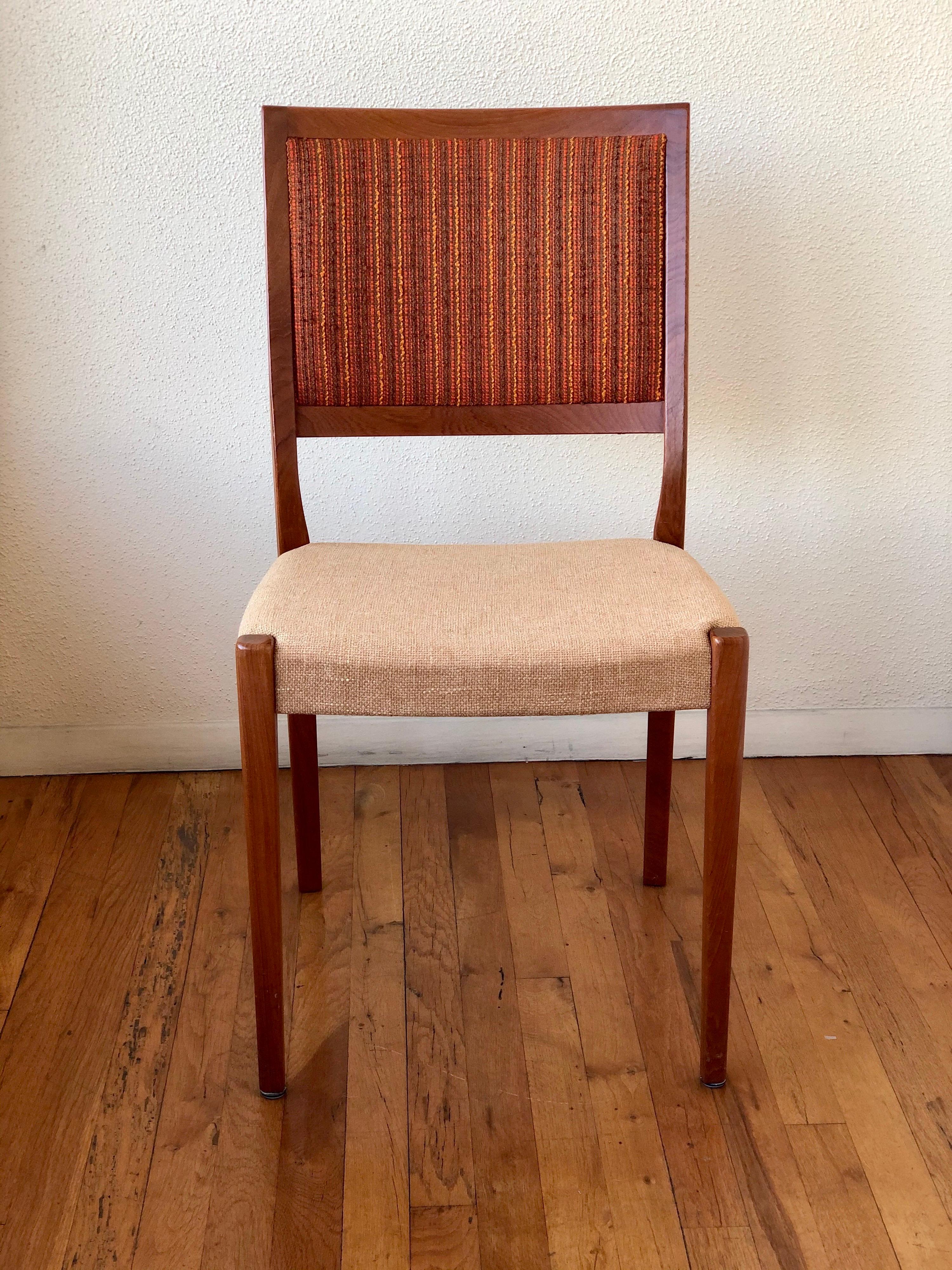 Danish Modern Set of 6 Svegards Markaryd Teak Dining Chairs In Excellent Condition In San Diego, CA