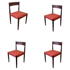 Dänisches modernes Set aus vier Esszimmerstühlen mit Rahmen aus massivem Nussbaumholz und Teakholz