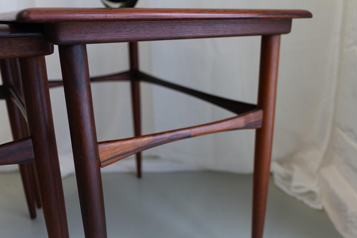 Danish Modern Set of Rosewood Nesting Tables, 1960s.  For Sale 11