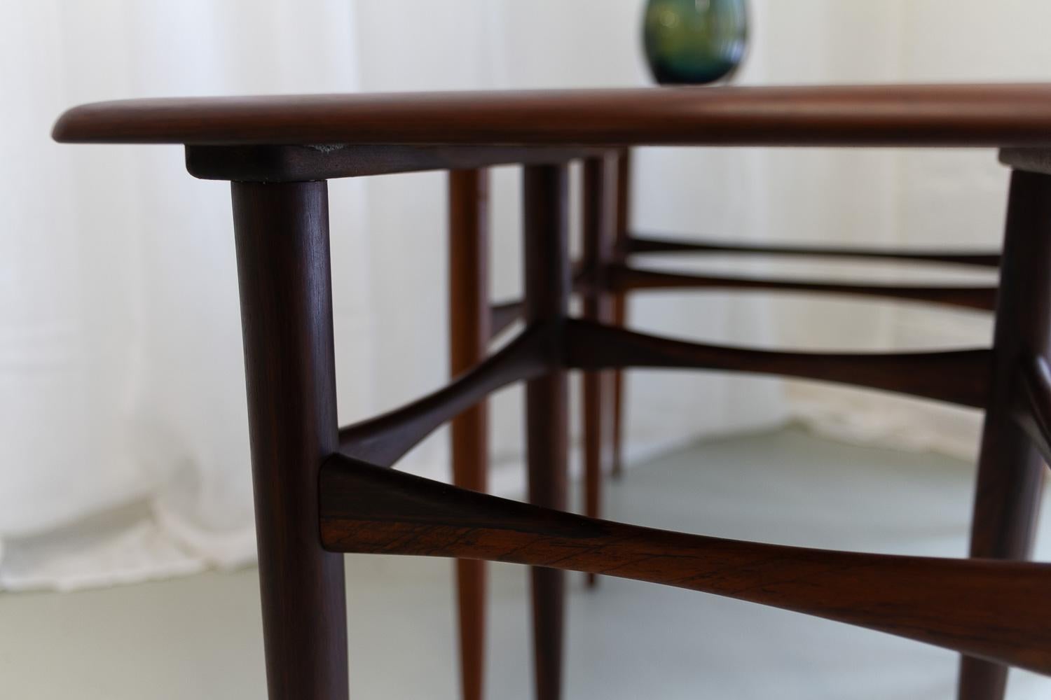 Danish Modern Set of Rosewood Nesting Tables, 1960s.  For Sale 12