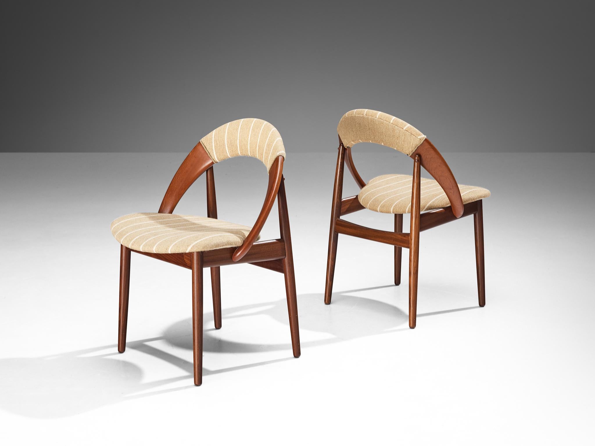 Scandinave moderne Ensemble de six chaises de salle à manger danoises modernes en teck en vente
