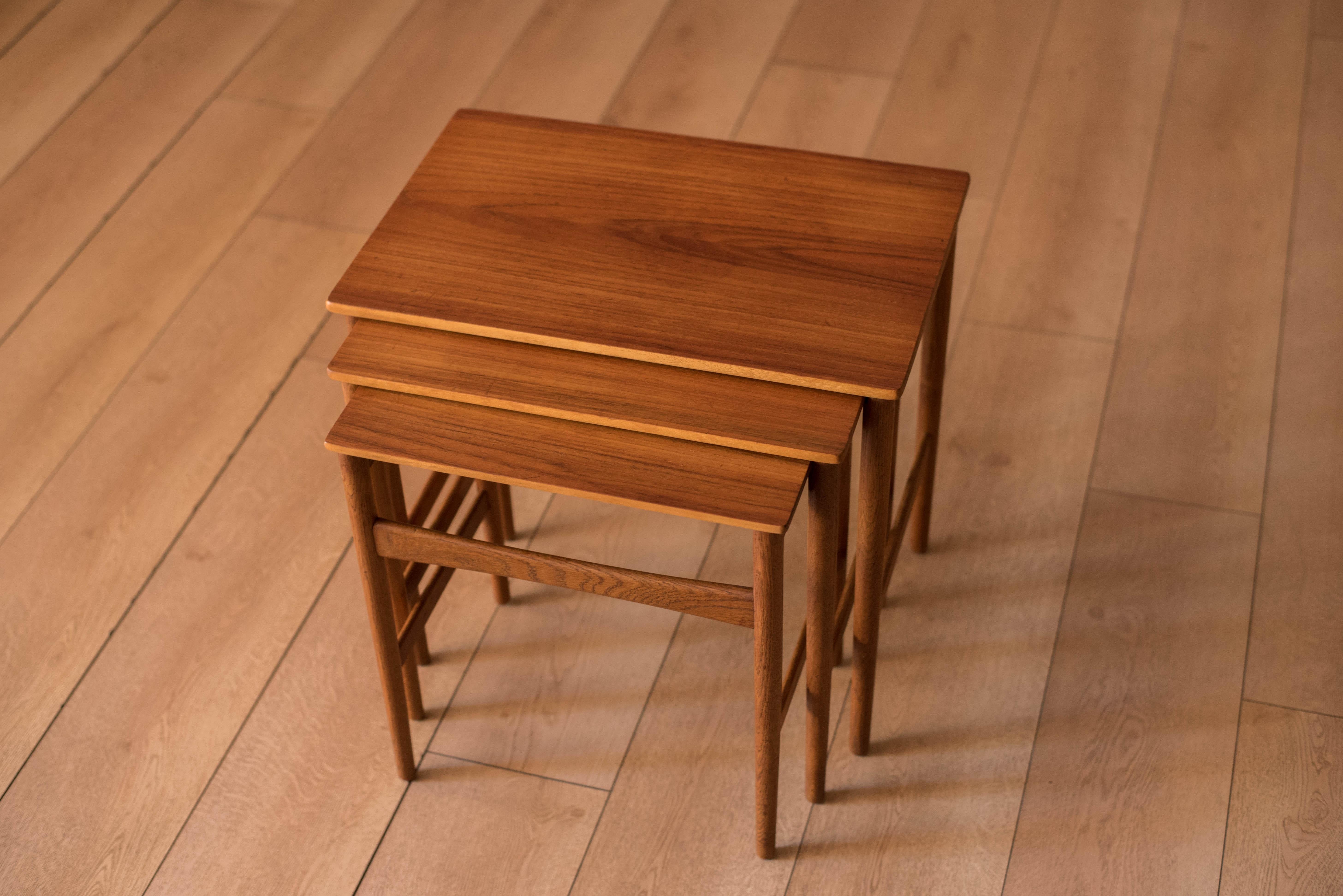 Scandinavian Modern Danish Modern Set of Teak Nesting Tables by Hans J. Wegner for Andreas Tuck For Sale
