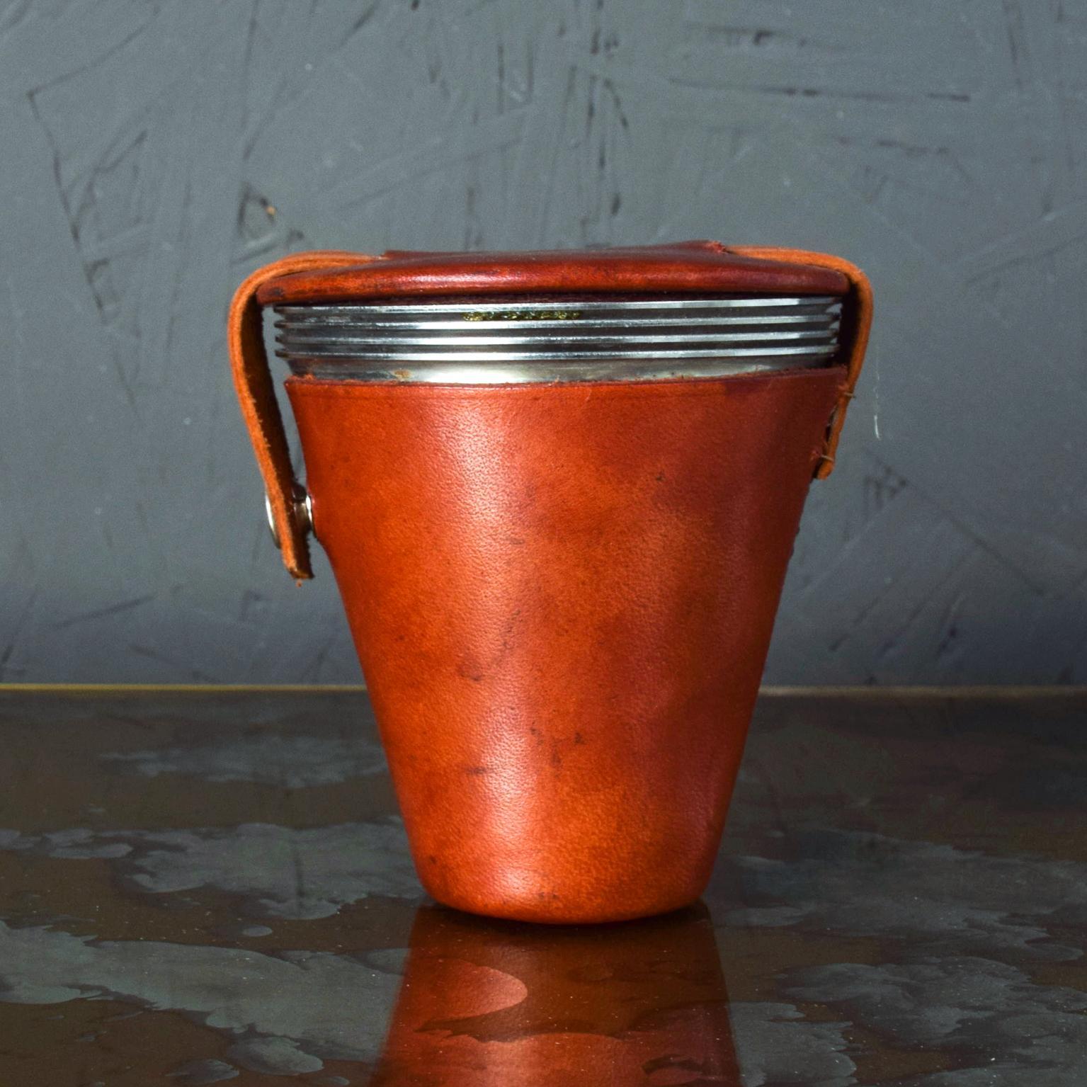 Danish Modern Set Stainless Steel Stirrup Cups Leather Case by RIA, Denmark In Fair Condition In Chula Vista, CA