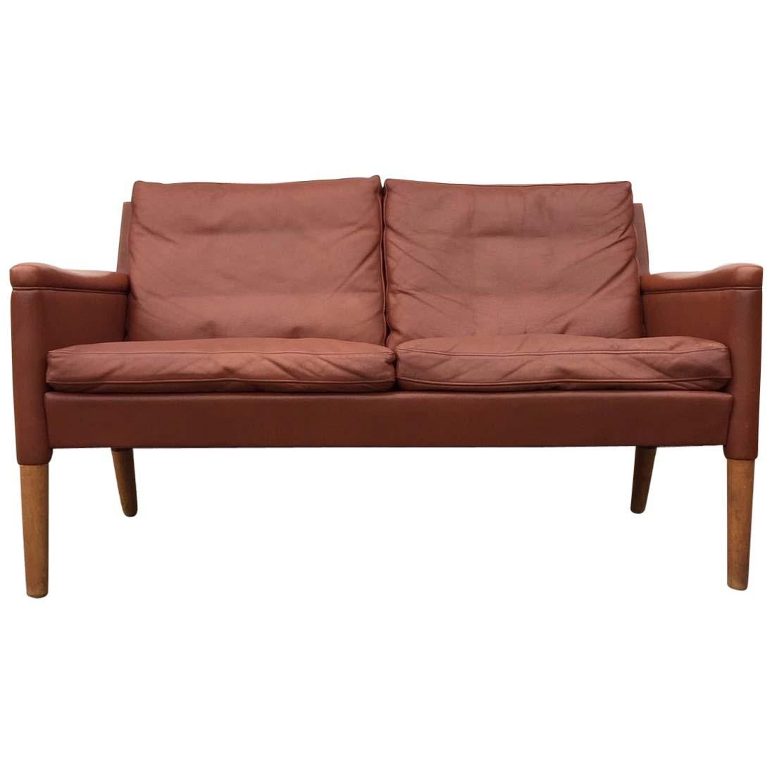 Settee-Sofa moderne danois en cuir brun cognac, modèle 55 de Kurt stervig en vente