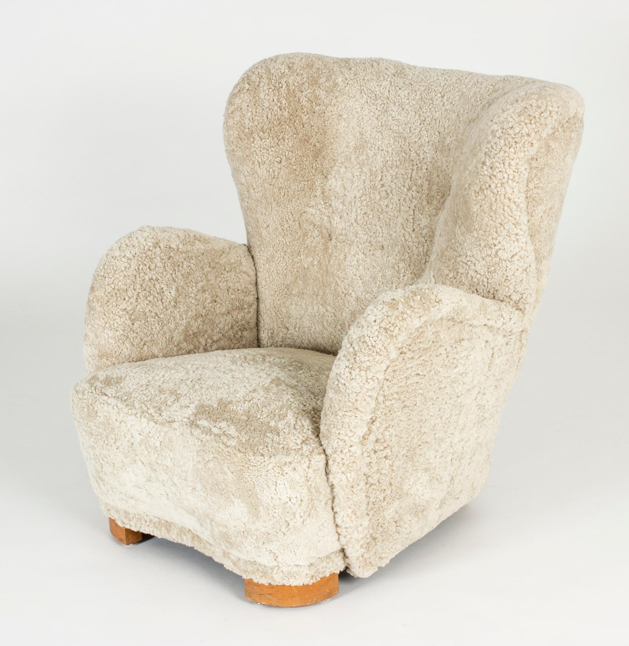 Danish Modern Sheepskin Longue Chair 1