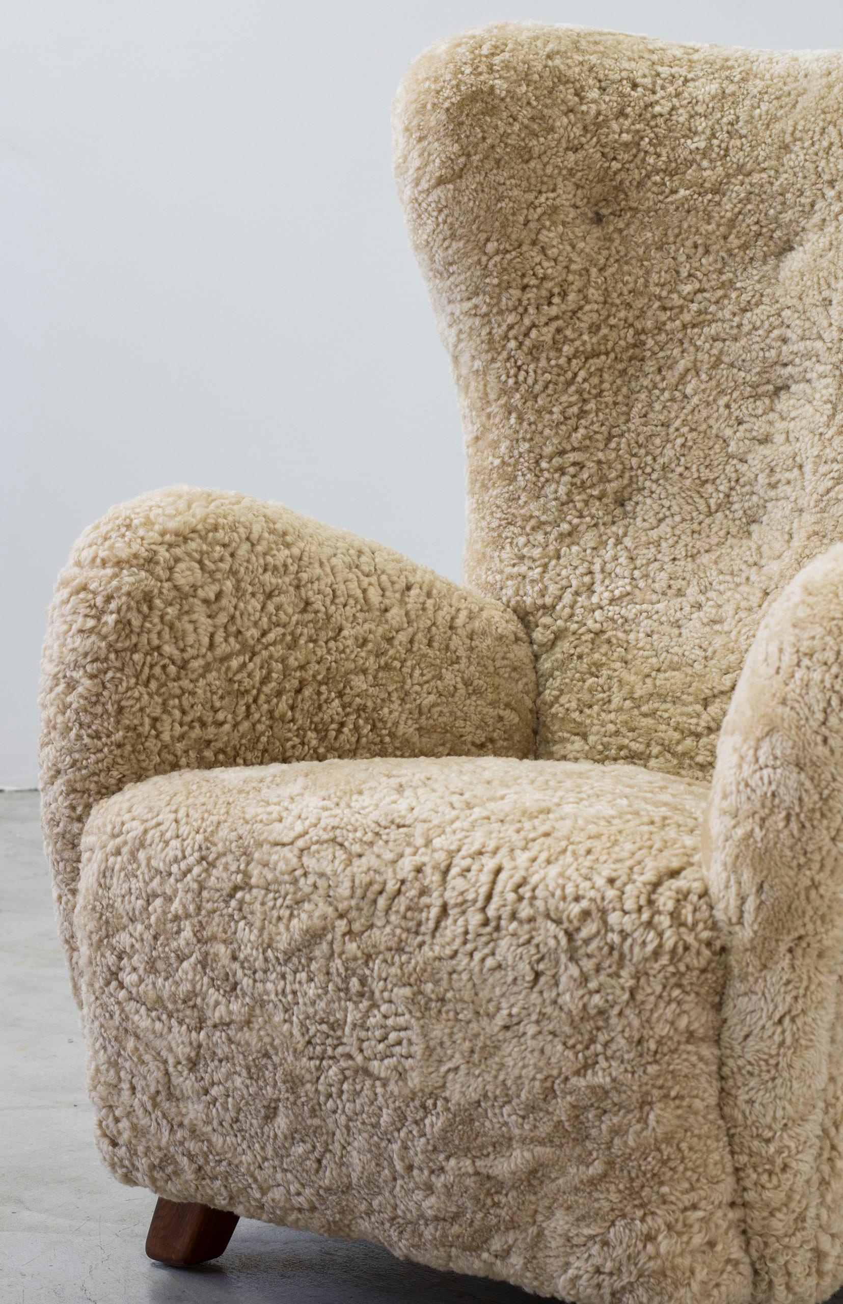 Danish modern sheepskin Wing back chair in the style of Lassen, Denmark 6