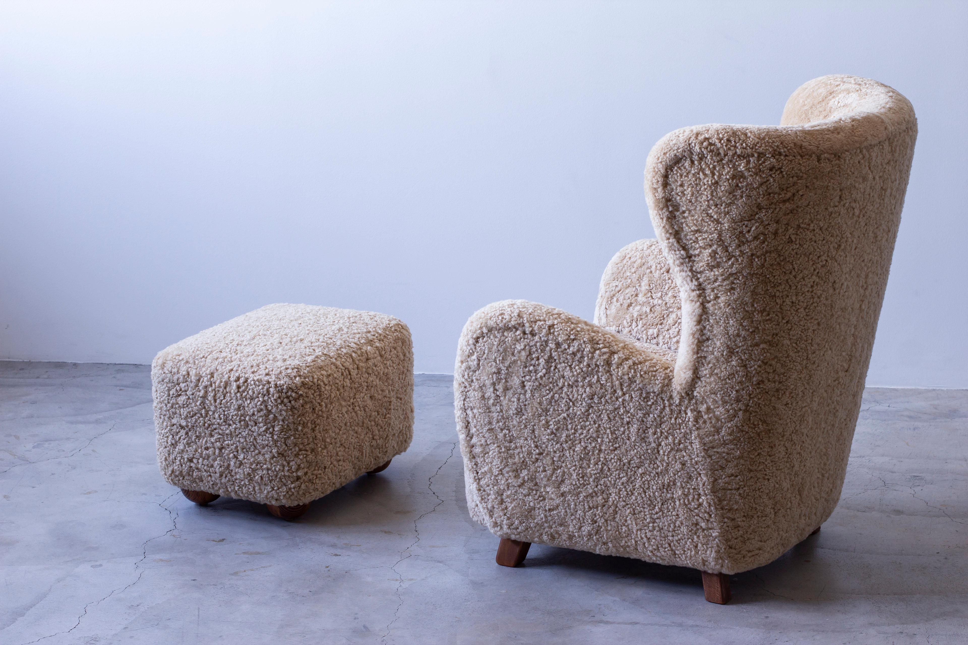 Danish modern sheepskin Wing back chair in the style of Lassen, Denmark 10