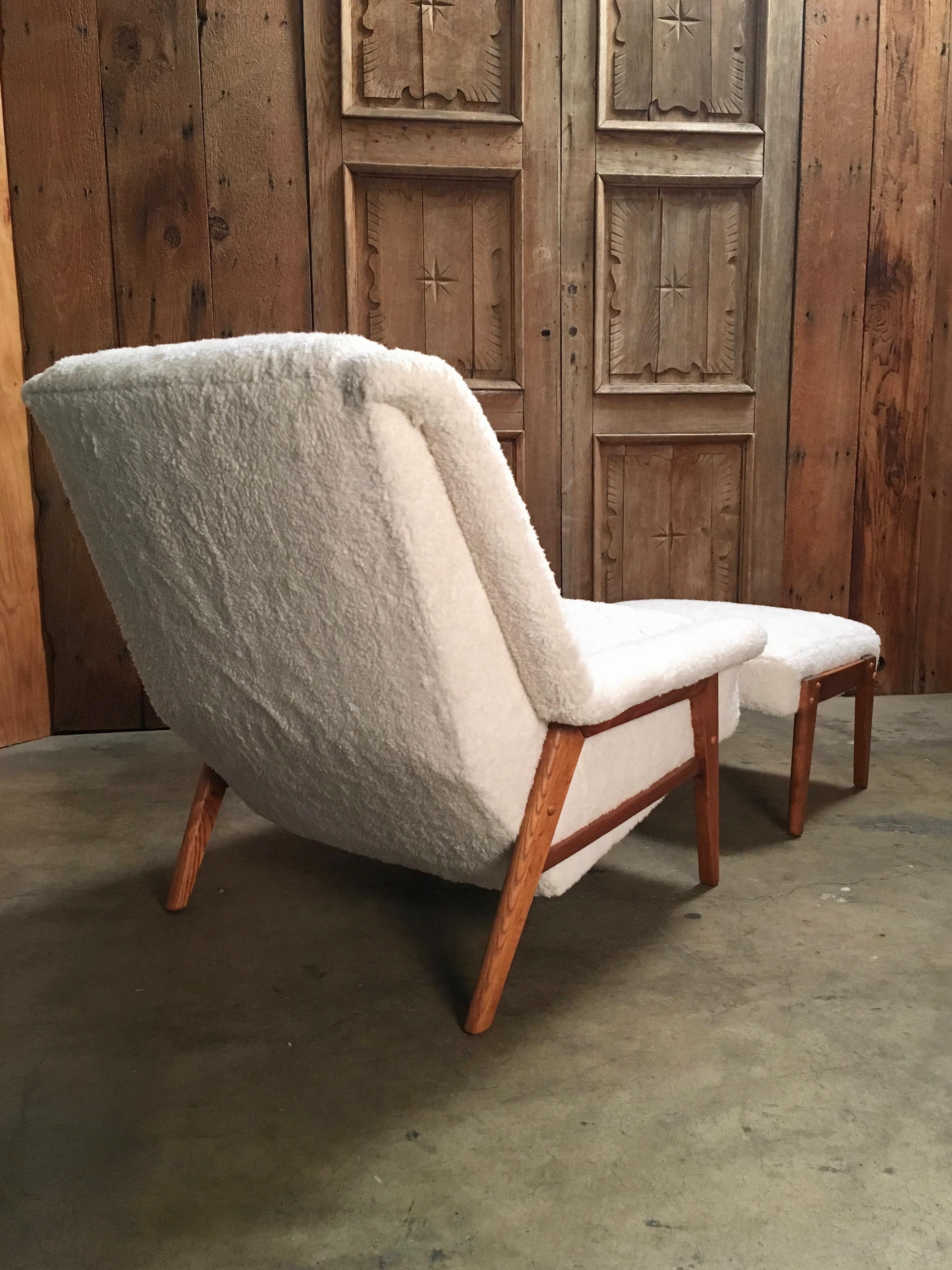 Danish Modern Sherpa Lounge Chair and Ottoman 6