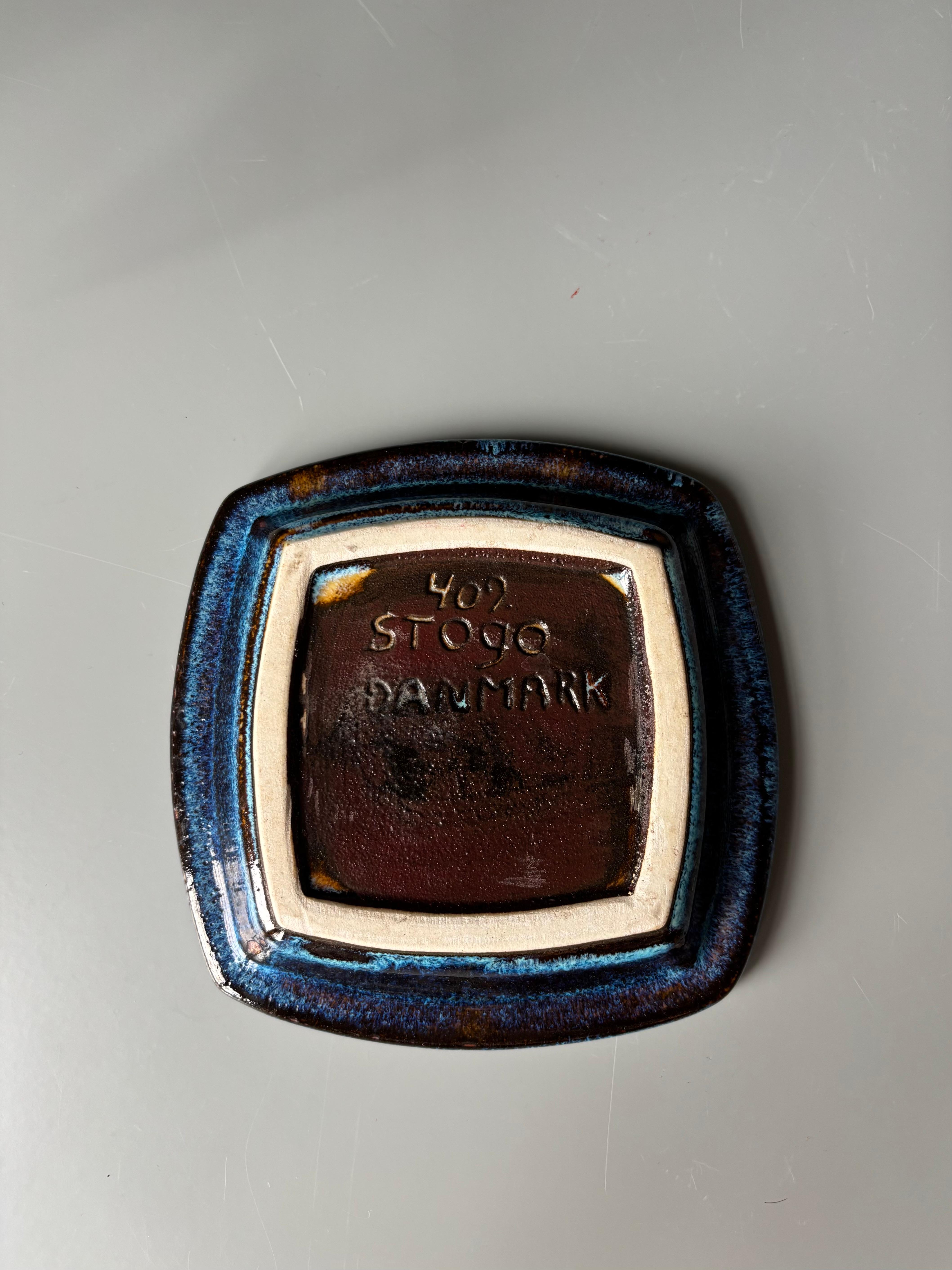 Smaltato Piatto Vide-Poche danese moderno in gres blu lucido, anni '60 in vendita