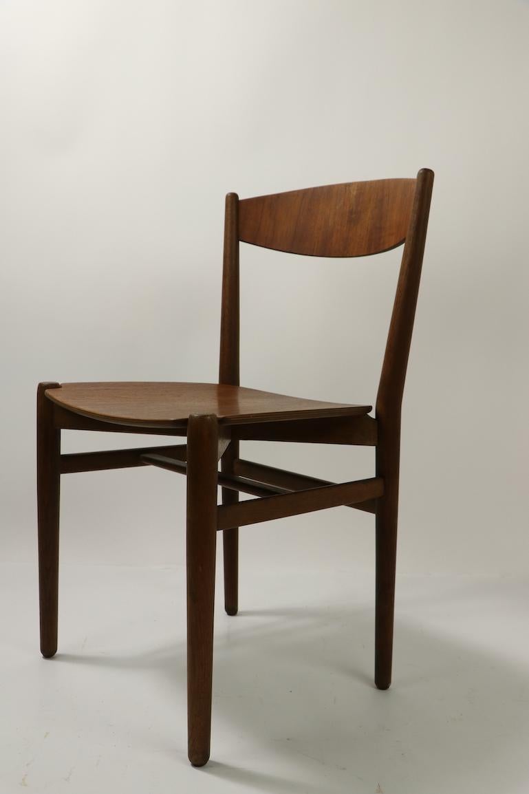 Danish Modern Side Chair Custom Made by Mills, Denmark In Good Condition For Sale In New York, NY