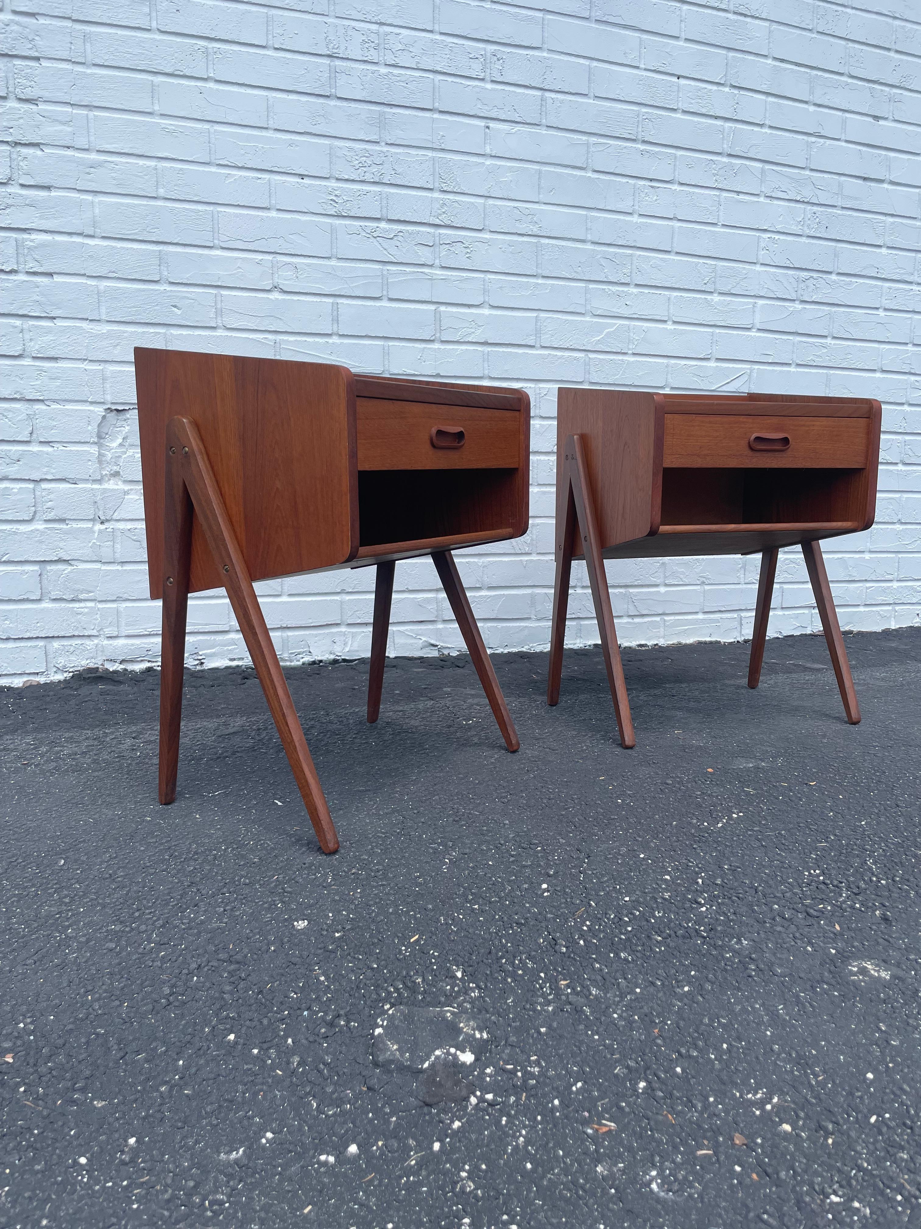 Danish Modern Side or End Tables - a Pair For Sale 1