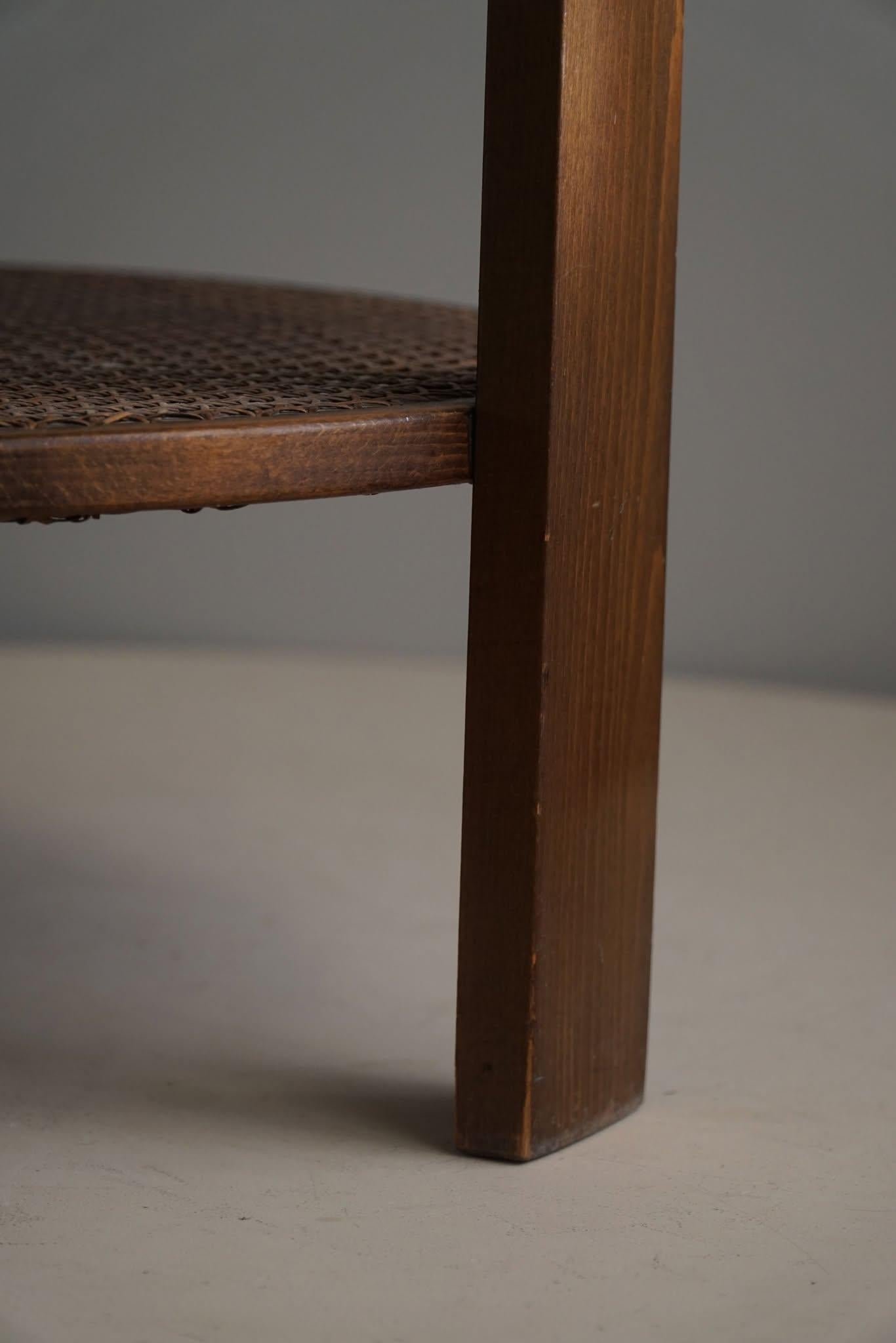Dänischer moderner dänischer Beistelltisch aus lackierter Buche, Fritz Hansen, „Modell 1535“, 1940er Jahre im Angebot 7