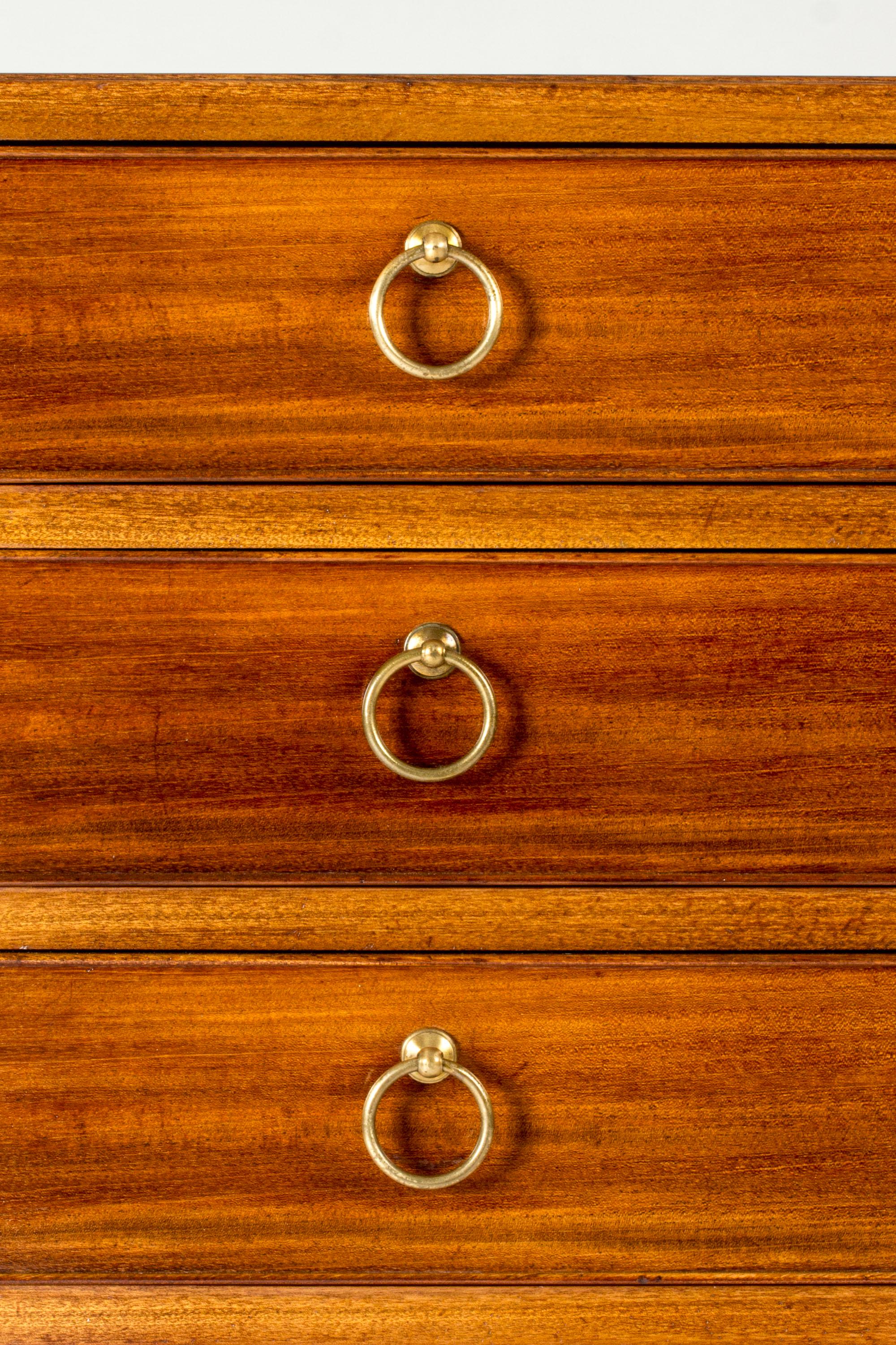 Metà XX secolo Credenza moderna danese di Jacob Kjær, Danimarca, anni '40 in vendita