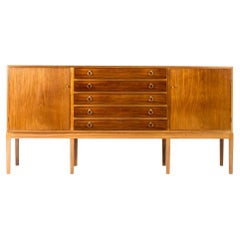 Buffet moderne danois par Jacob Kjær, Danemark, années 1940