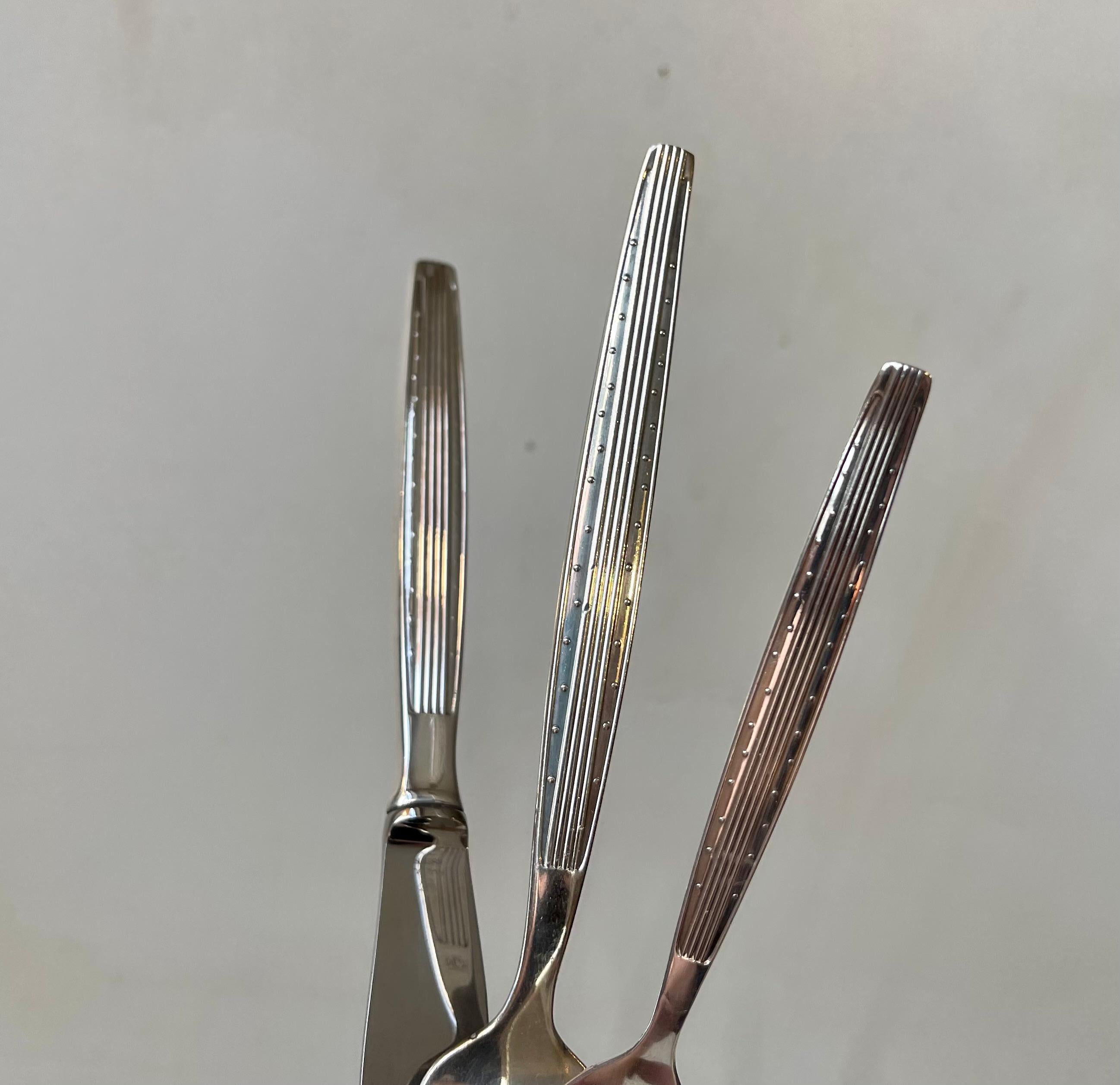 Danese Set di posate moderno danese Capri placcato argento per 12 persone di Kr. J. Andersen in vendita
