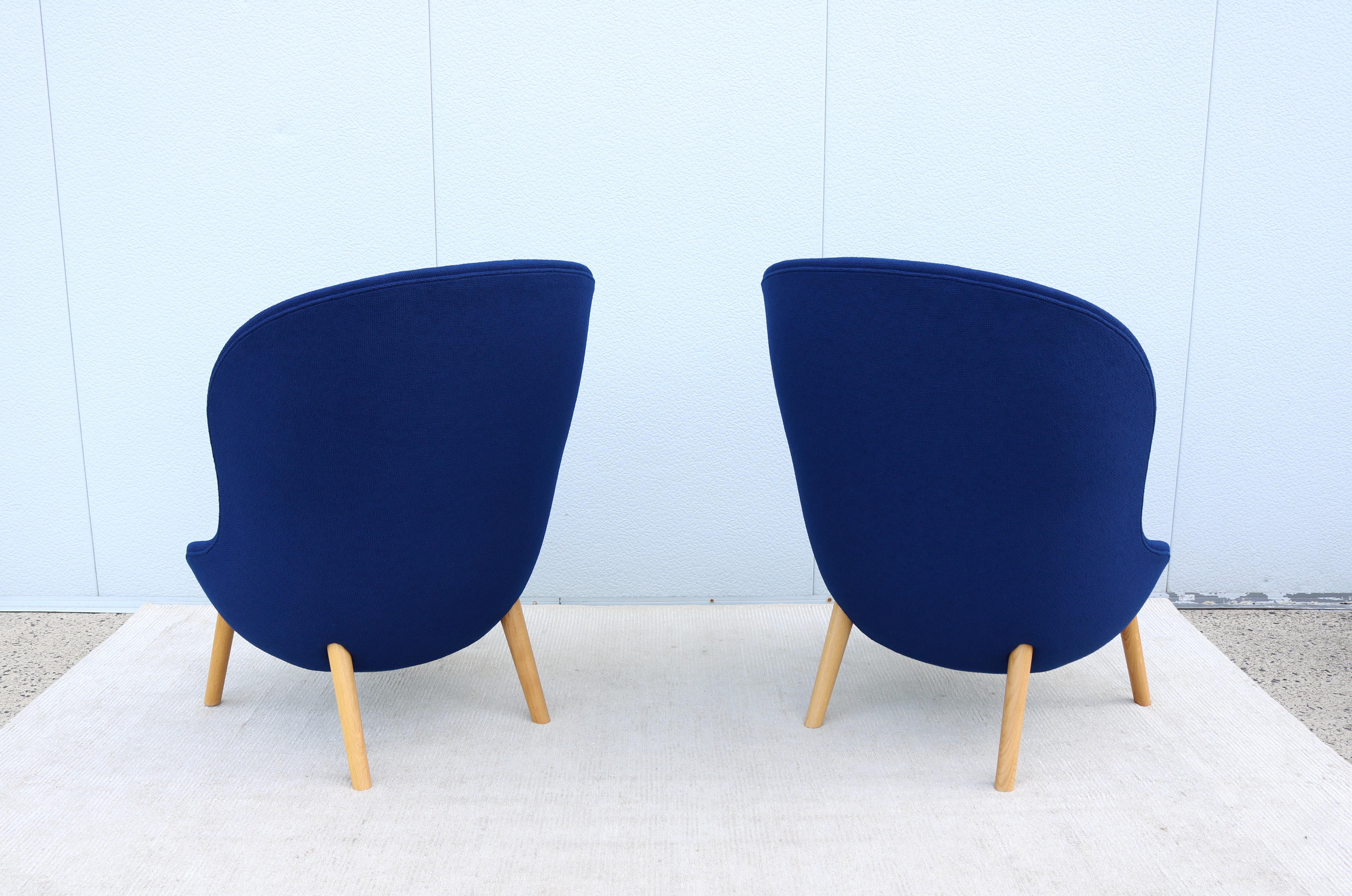 Blaue Hyg-Loungesessel der dänischen Moderne Simon Legald für Normann Copenhagen, ein Paar im Angebot 2