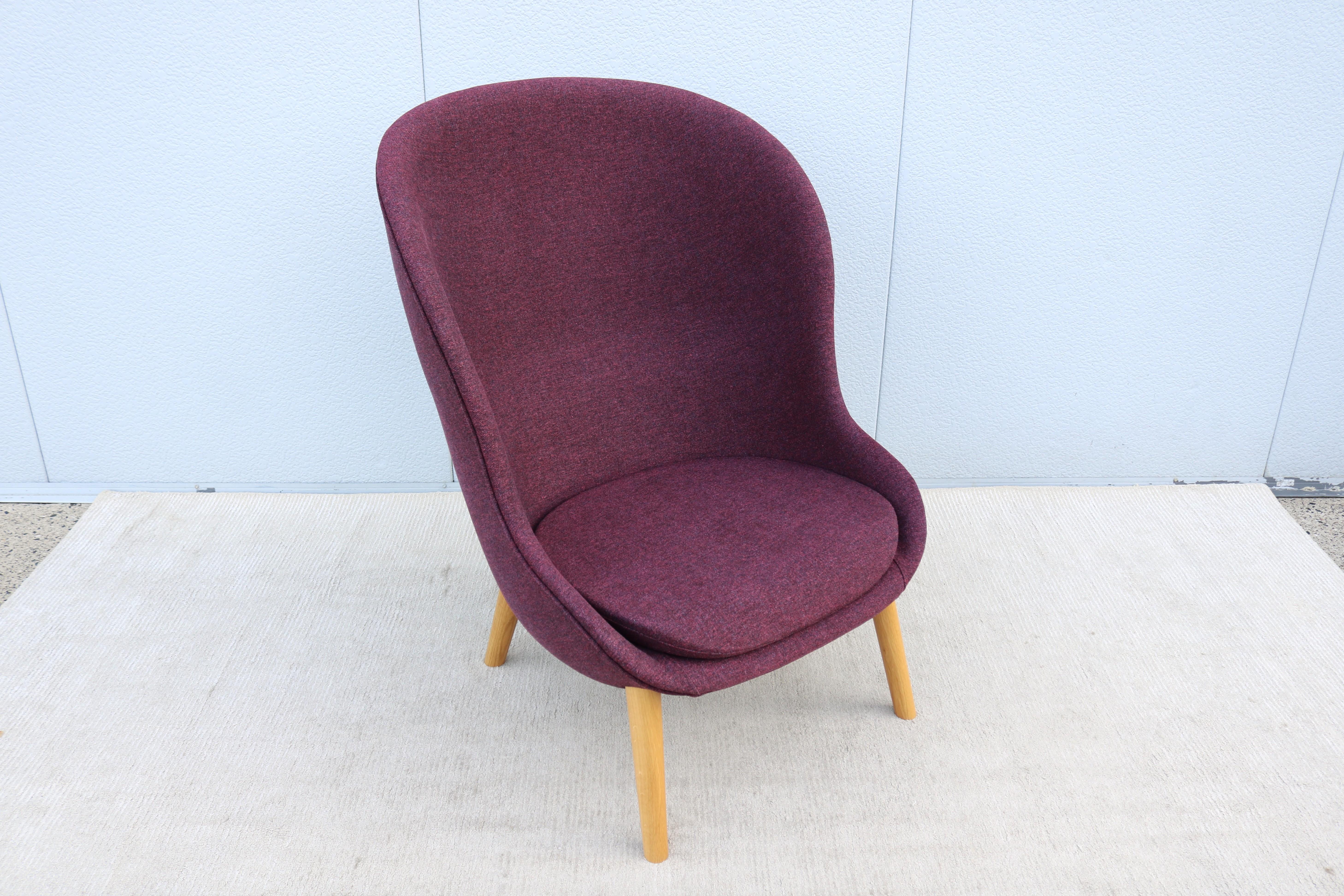 Danish Modern Simon Legald für Normann Copenhagen Hyg Lounge Chair, kastanienbraune Wolle im Zustand „Hervorragend“ im Angebot in Secaucus, NJ