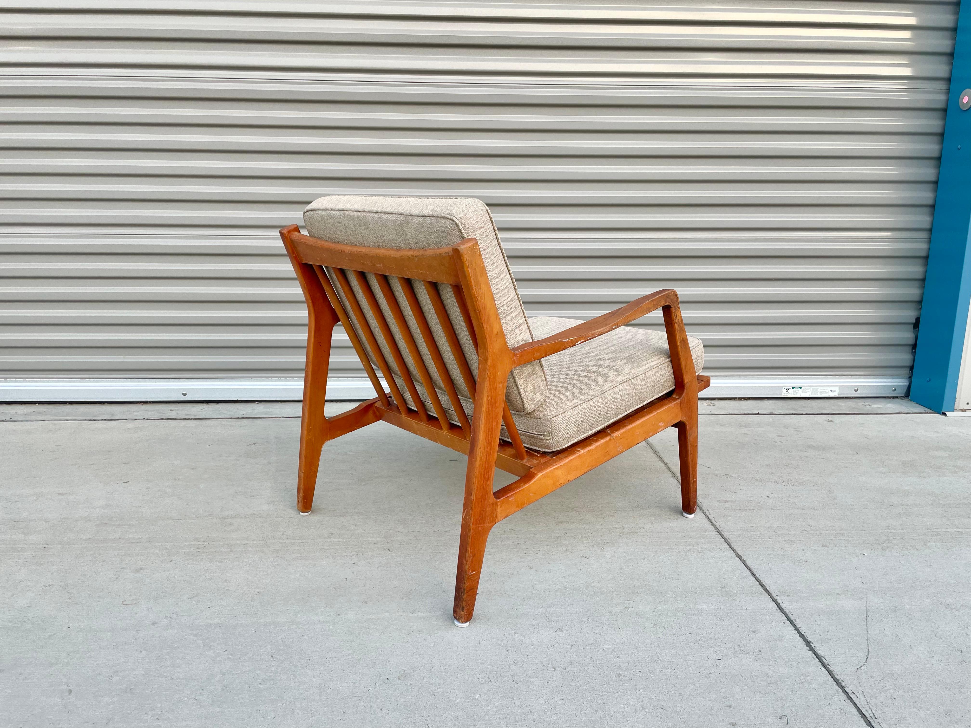 Danish Modern Single Walnut Lounge Chair by Ib Kofod-Larsen for Selig 2