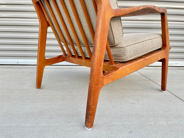 Danish Modern Single Walnut Lounge Chair by Ib Kofod-Larsen for Selig For Sale 5