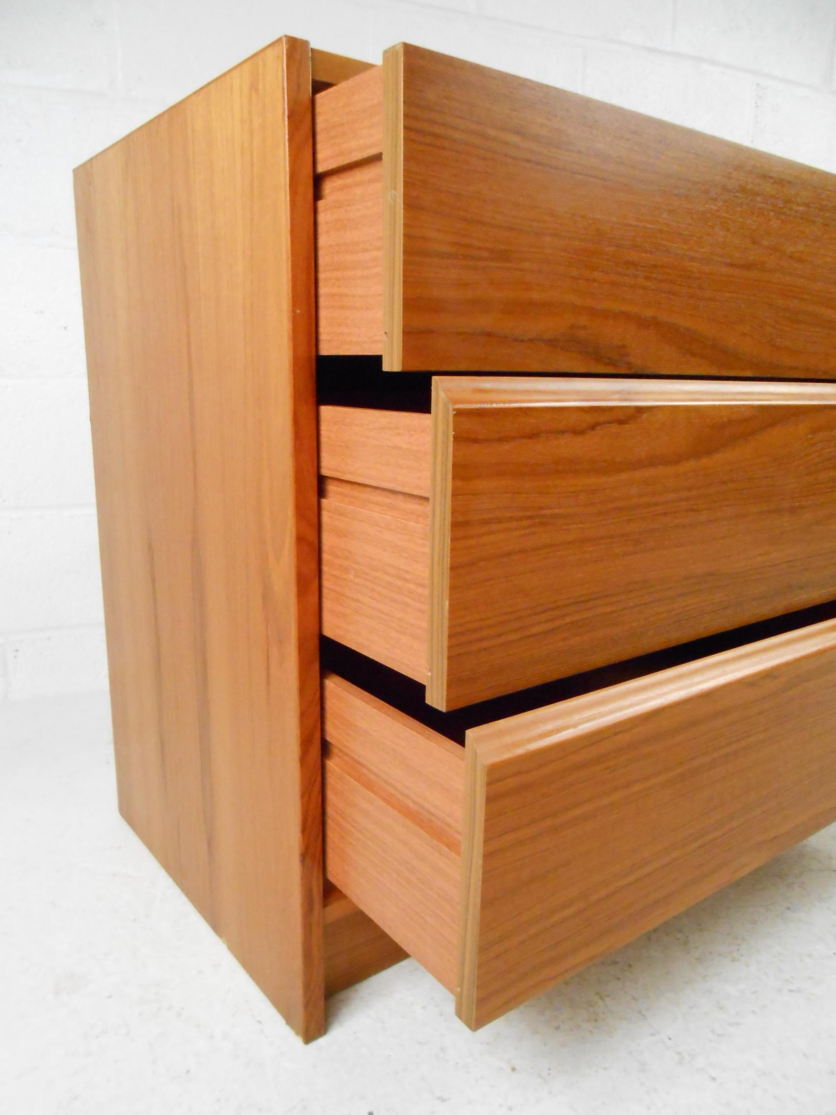 Veneer Danish Modern Six-Drawer Dresser