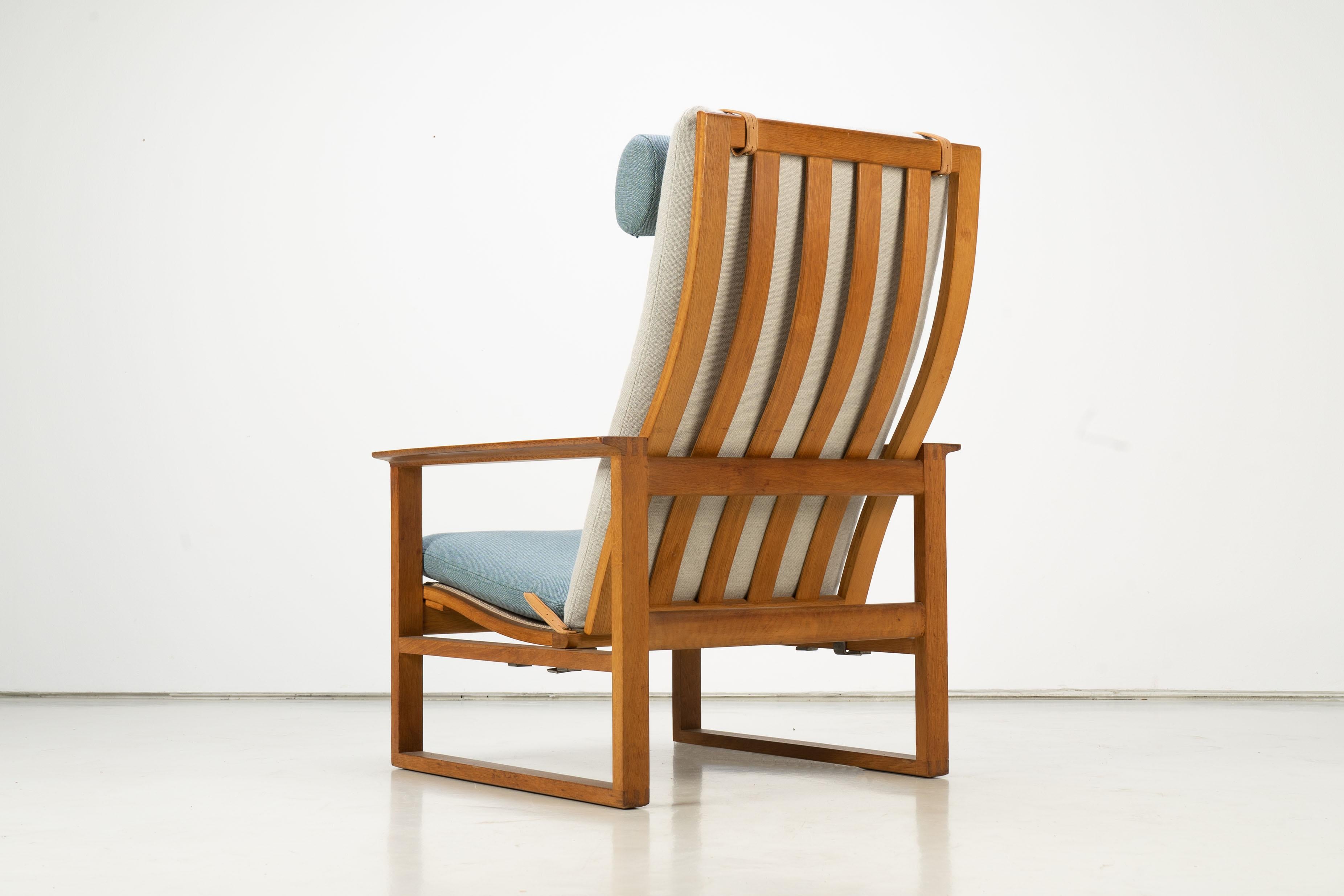 Danish Modern Sled Lounge Chair Mod. 2254 by Børge Mogensen Fredericia Oak 1960s 3