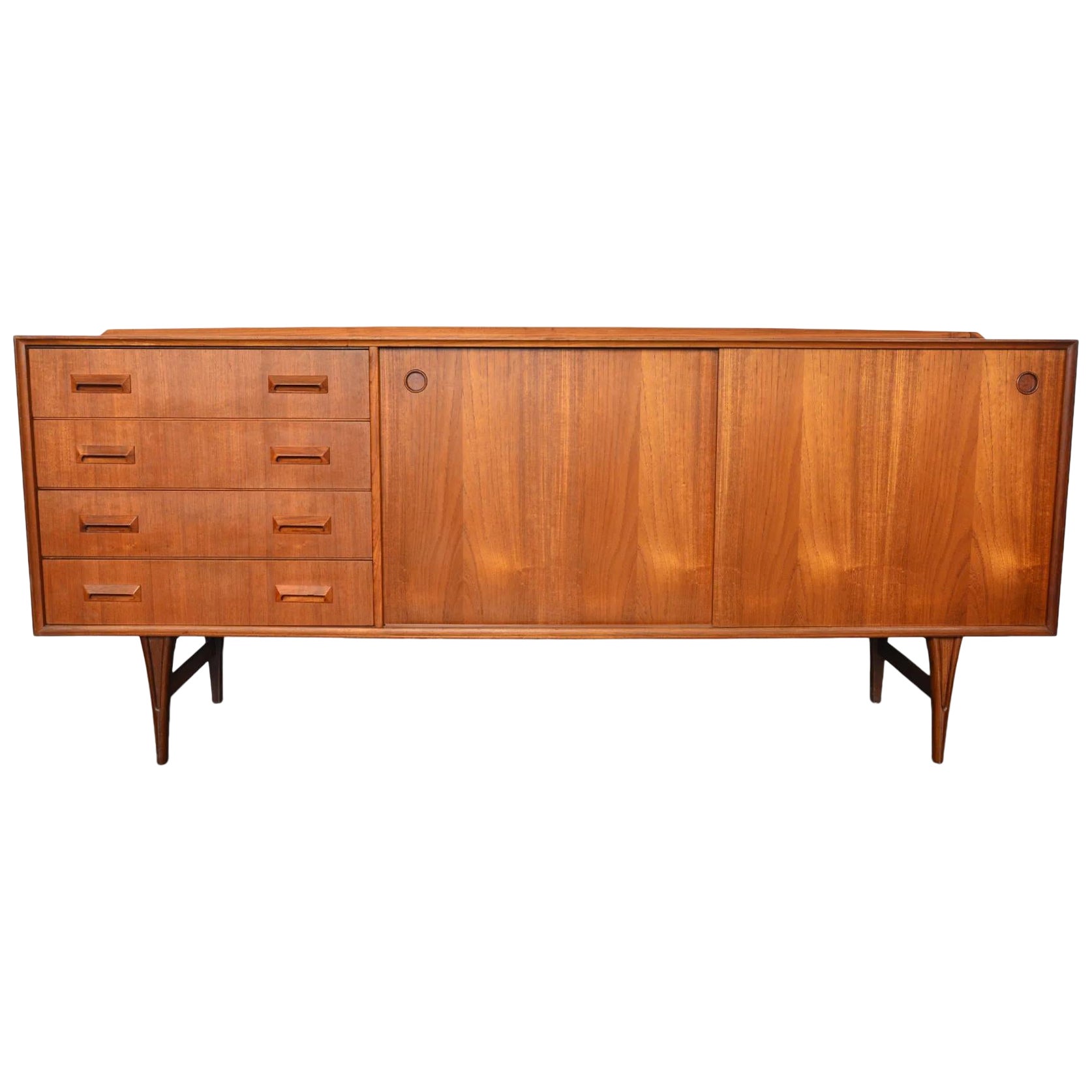 Credenza danese moderna ad ante scorrevoli in teak con bordo Keeler