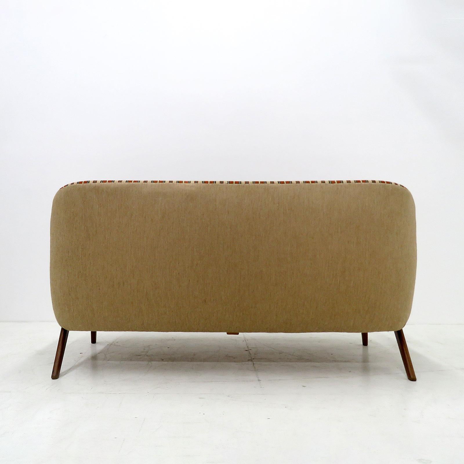 Sofá moderno danés, 1950 Tapicería en venta