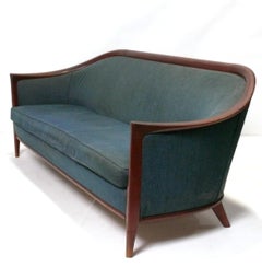 Canapé moderne danois de Bertil Fridhagen remis à neuf et retapissé dans votre tissu