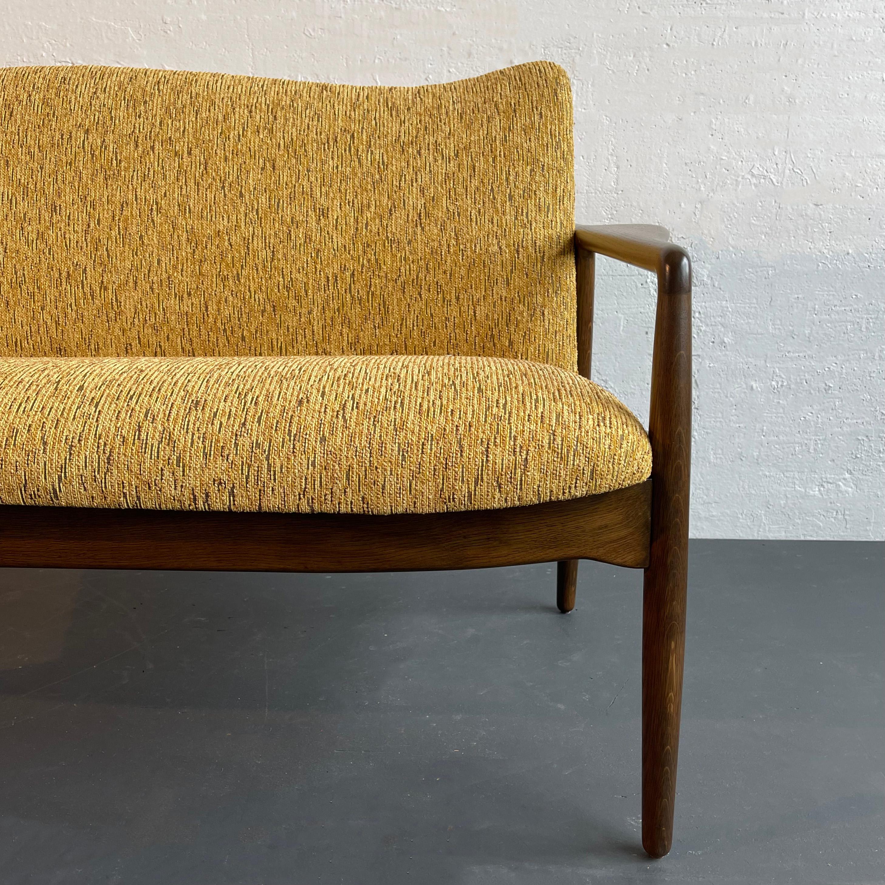 Sofá moderno danés de William Watting para Modernord Escandinavo moderno en venta