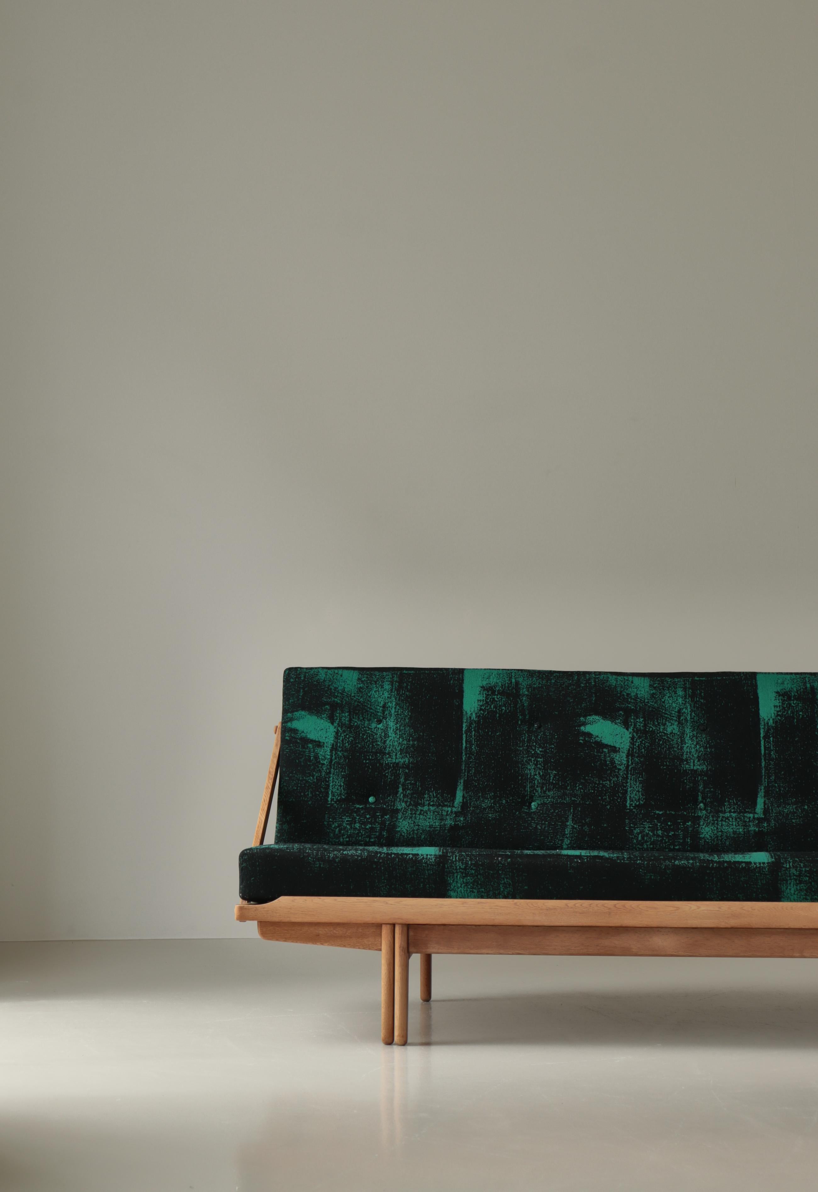 Sofá-cama moderno danés en madera de roble, Poul Volther para Frem Møbelfabrik, años 50 en venta 4