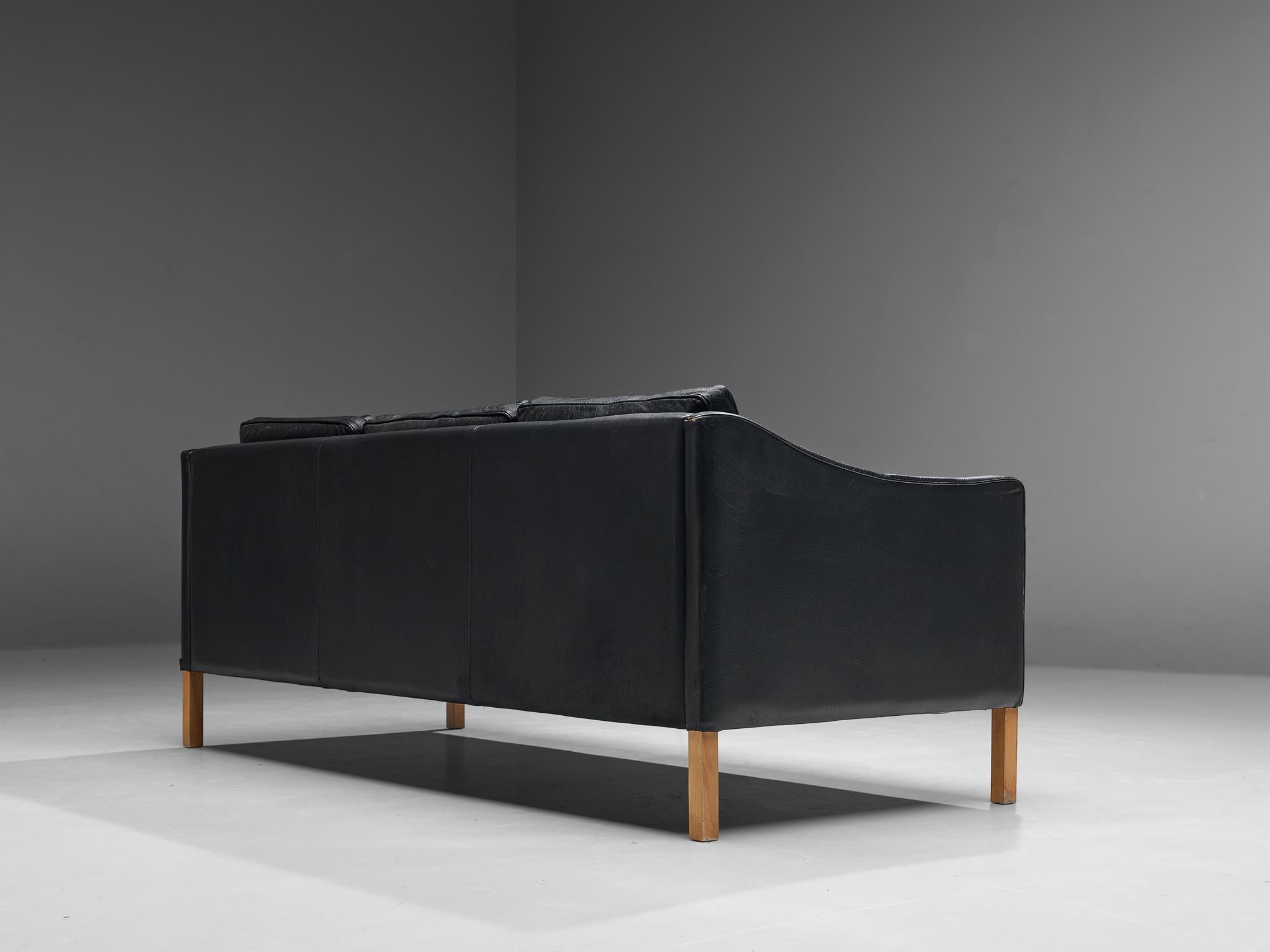 Danish Modern Sofa in Black Leather  For Sale 5