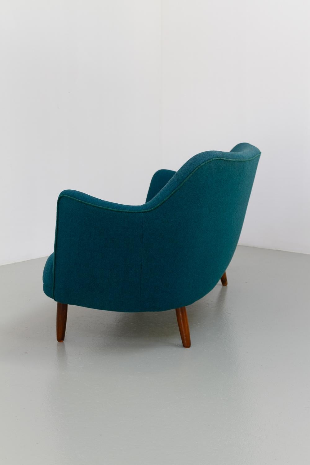 Sofá moderno danés en azul turquesa, años 50. en venta 5