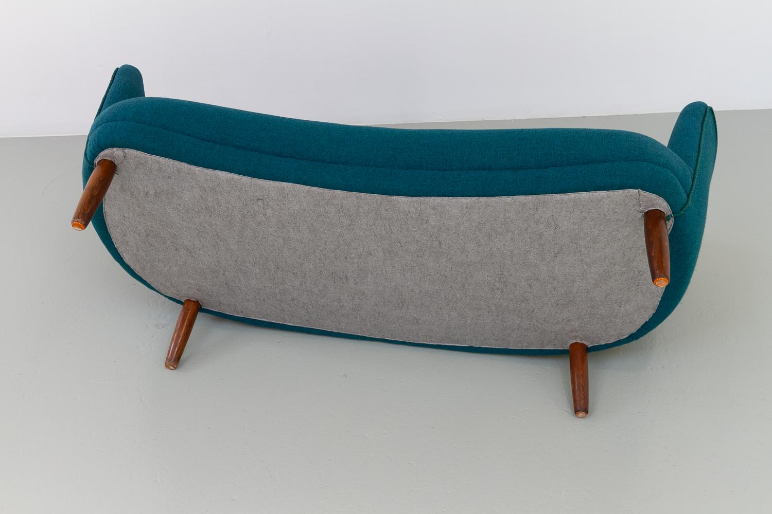 Sofá moderno danés en azul turquesa, años 50. en venta 10
