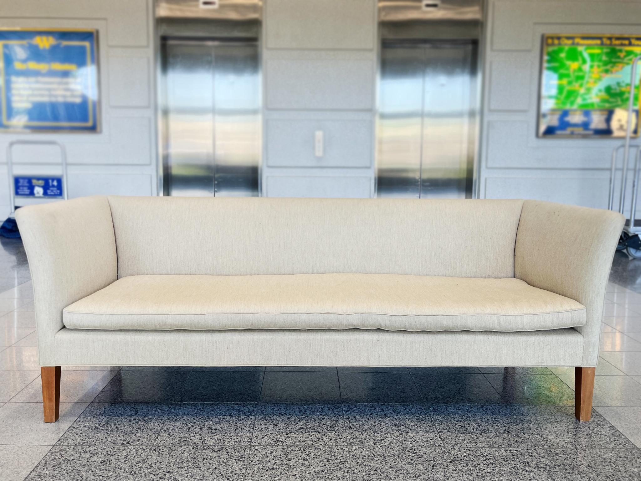Danish Modern Sofa in the Style of Frits Henningsen In Good Condition For Sale In New York, NY