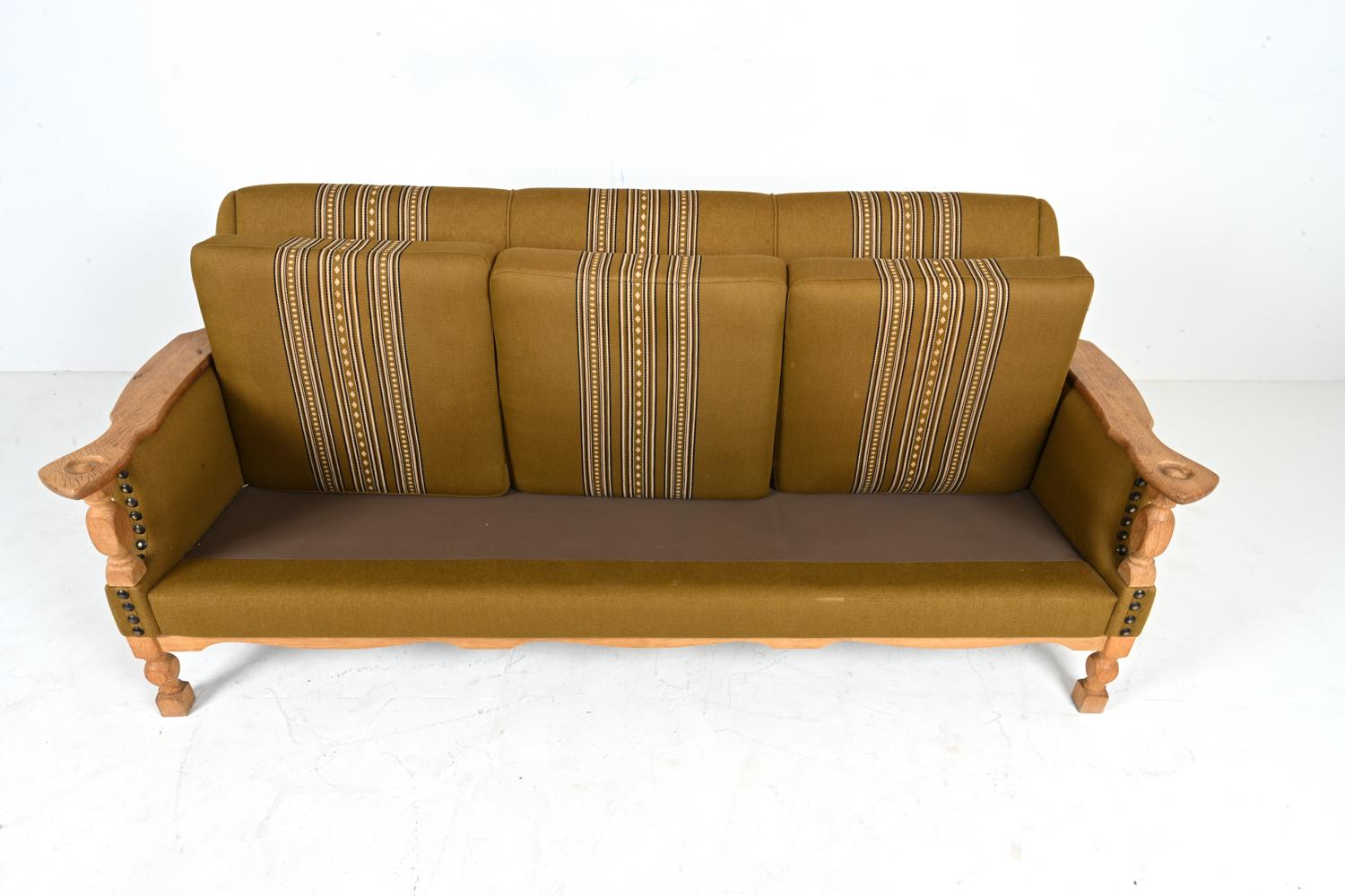 Danish Modern Sofa in White Oak, Attributed to Henning Kjærnulf For Sale 4
