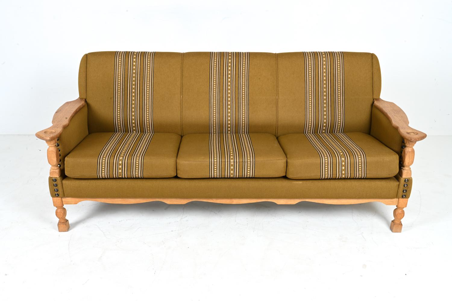 Danish Modern Sofa in White Oak, Attributed to Henning Kjærnulf In Good Condition For Sale In Norwalk, CT