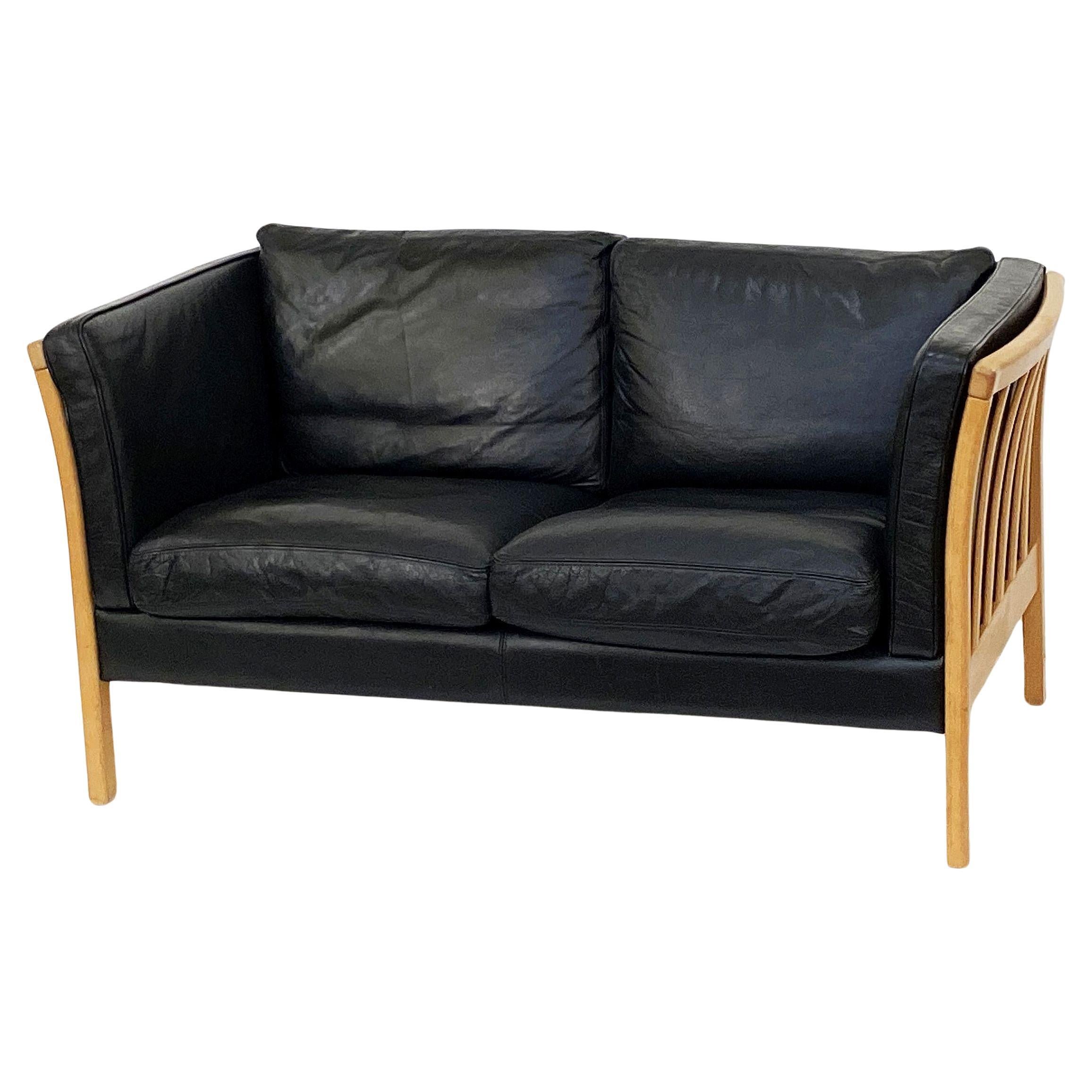Divano moderno danese in pelle e Beeche di Stouby