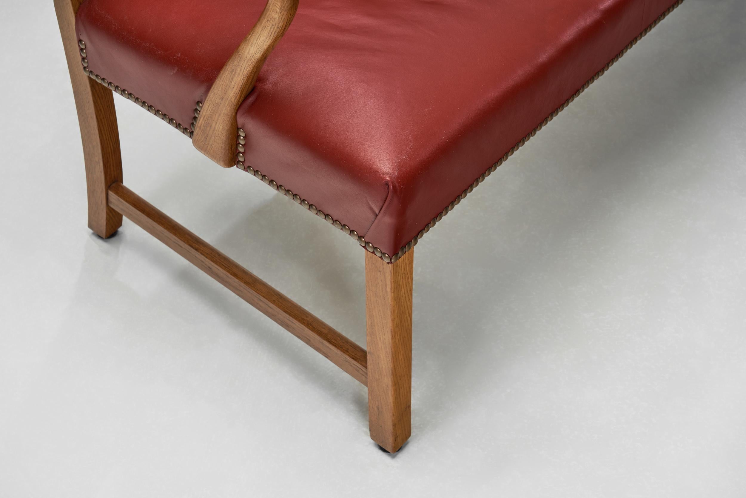 Canapé moderne danois avec revêtement en cuir et cadre en Oak, Danemark, années 1940 en vente 6