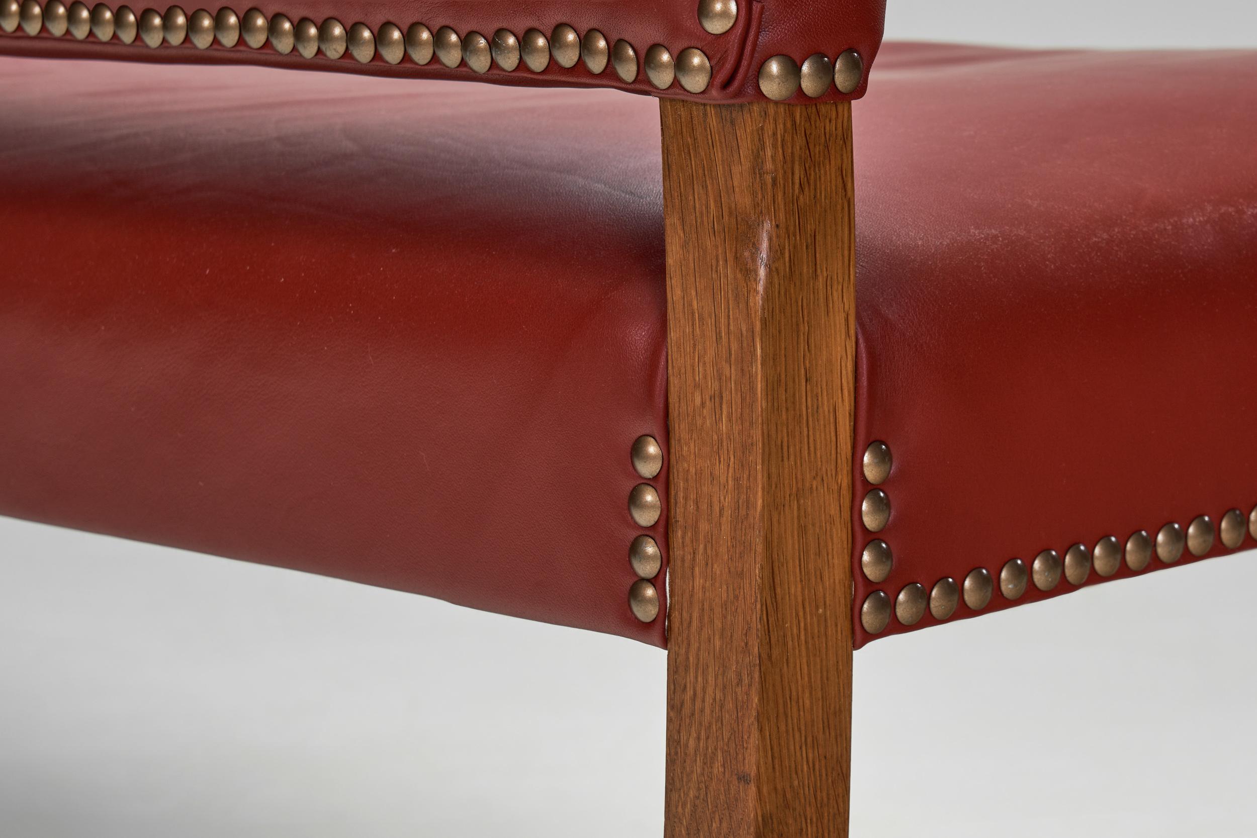 Canapé moderne danois avec revêtement en cuir et cadre en Oak, Danemark, années 1940 en vente 7