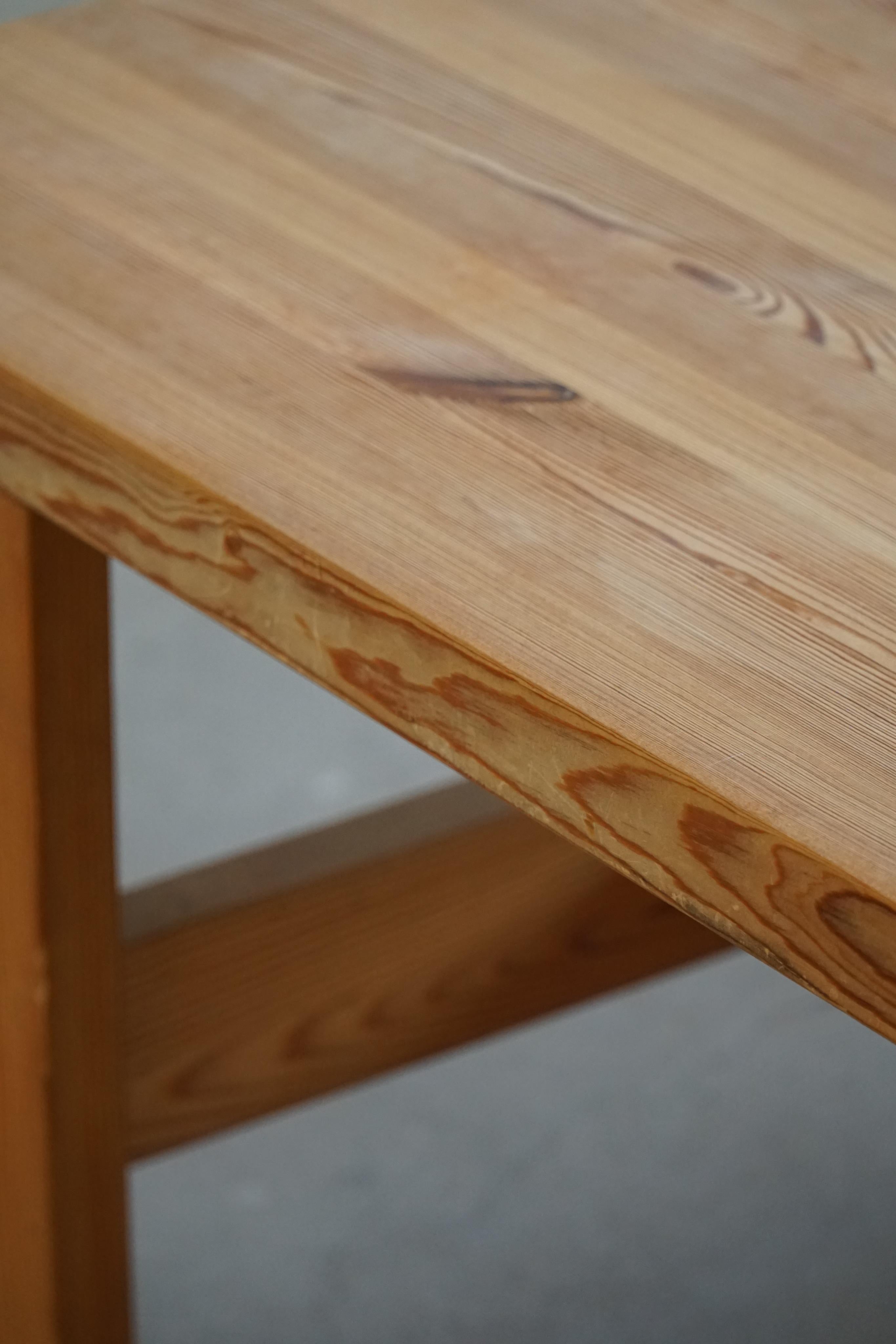 Chêne Canapé/table d'appoint danois moderne en pin massif, fabriqué dans les années 1960 en vente