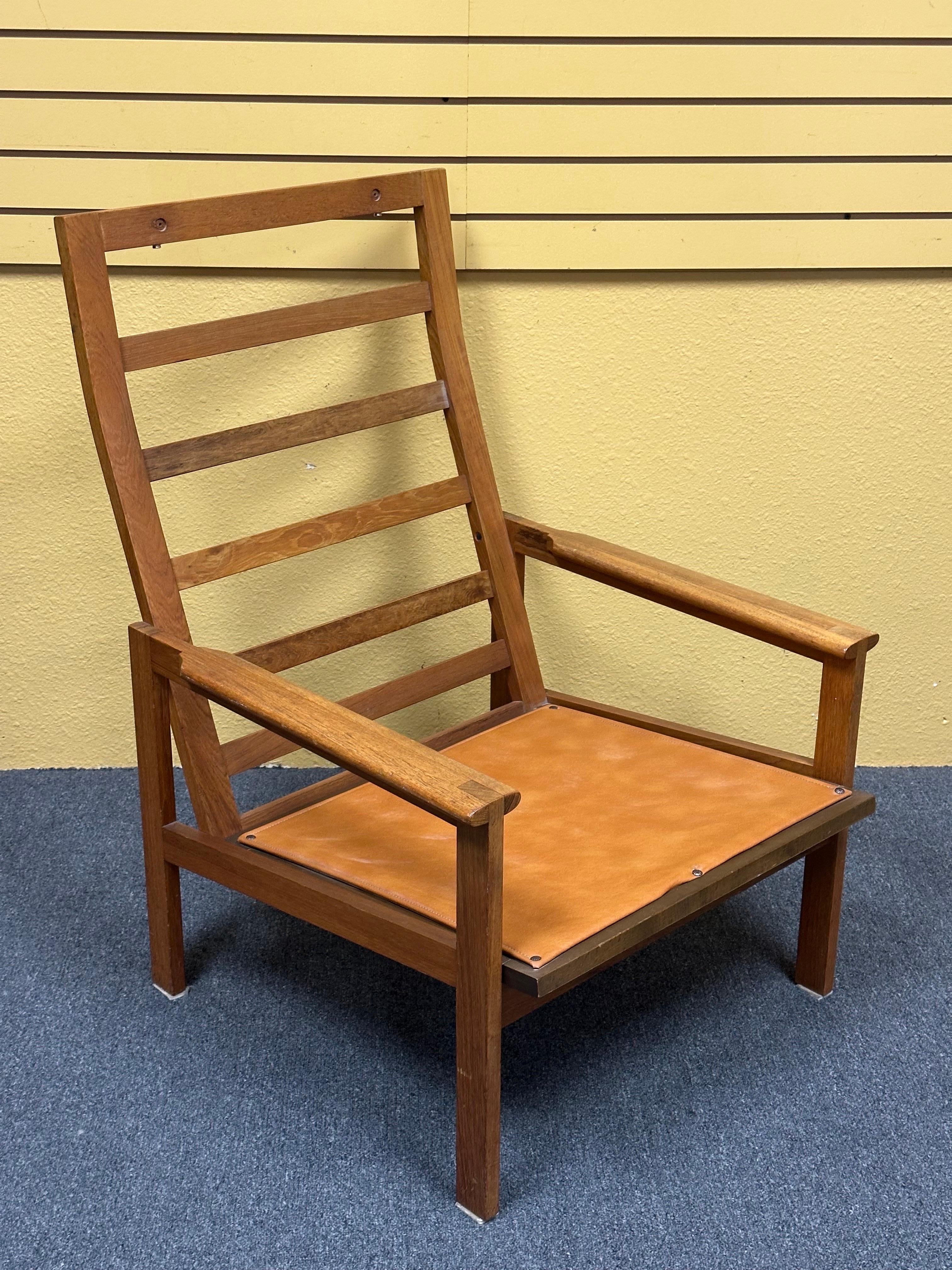 Fauteuil moderne danois à haut dossier en teck massif et cuir de Niels Eilersen en vente 7