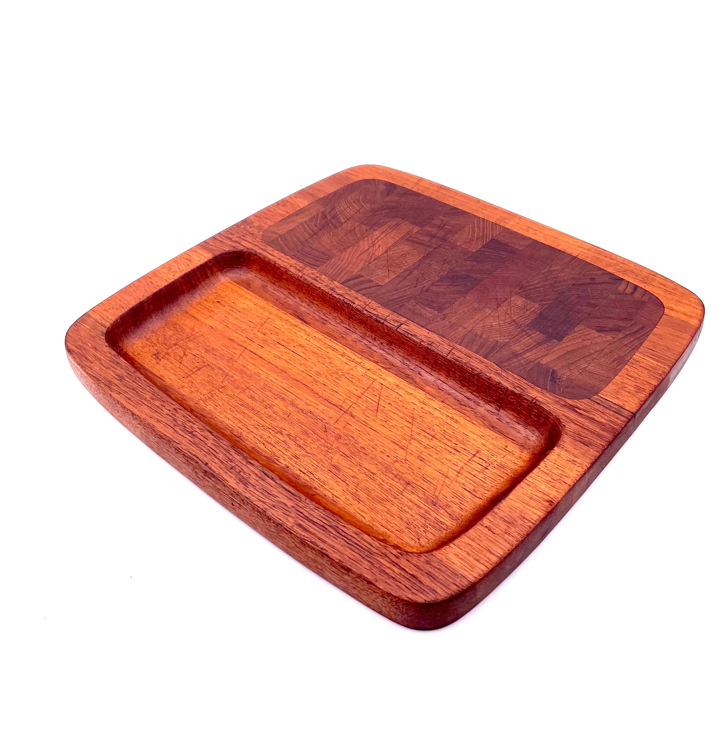 Great design on this solid teak tray designed by Quistgaard for Dansk, circa the 1950s, and butcher block side good condition. Early production made in Denmark.