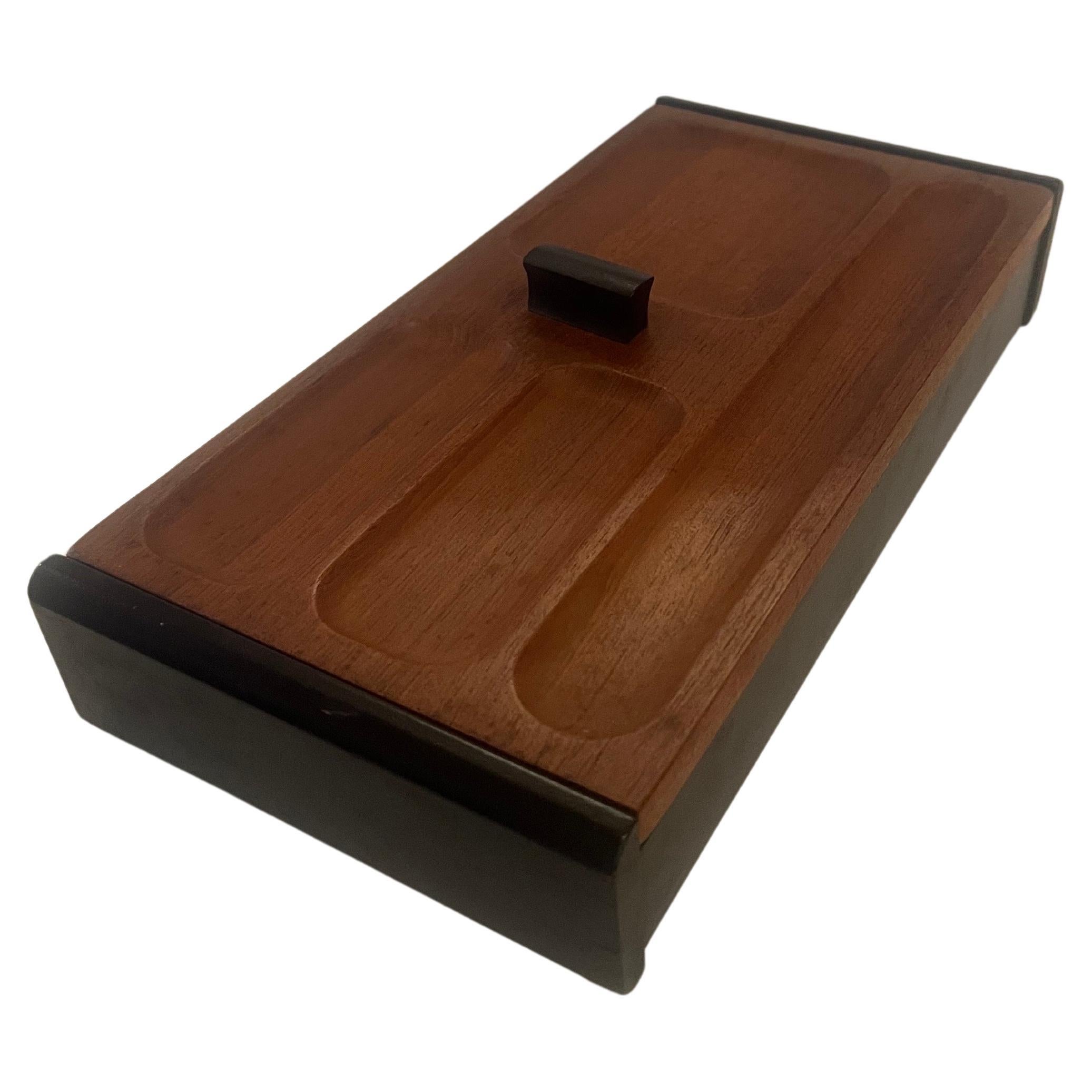 Danish Modern Solid Teak Desk Top Jewelry Box Made in Japan In Good Condition For Sale In San Diego, CA
