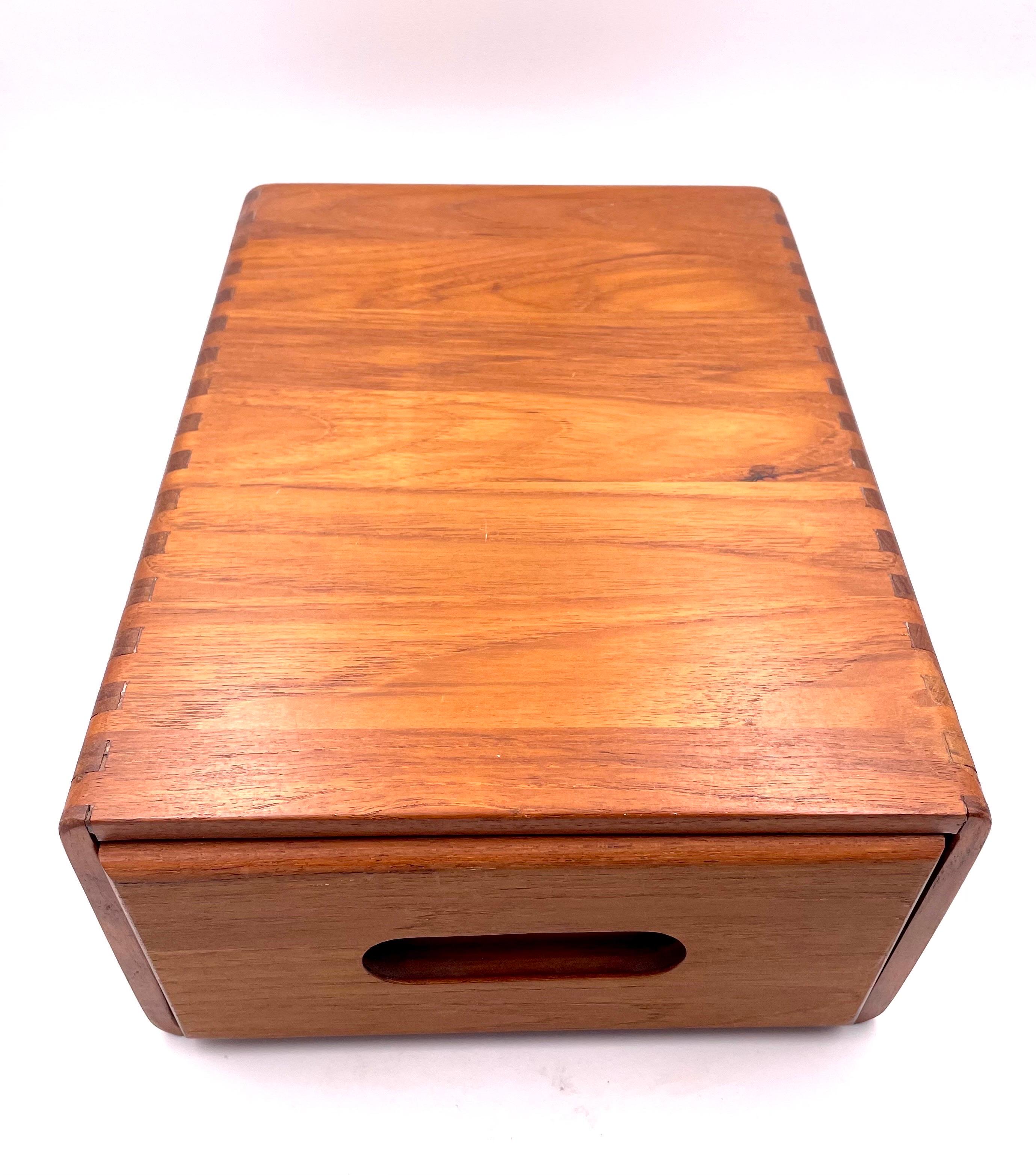 Beautiful handmade solid teak box with drawer, circa 1980s simple and elegant well made dovetail great quality.